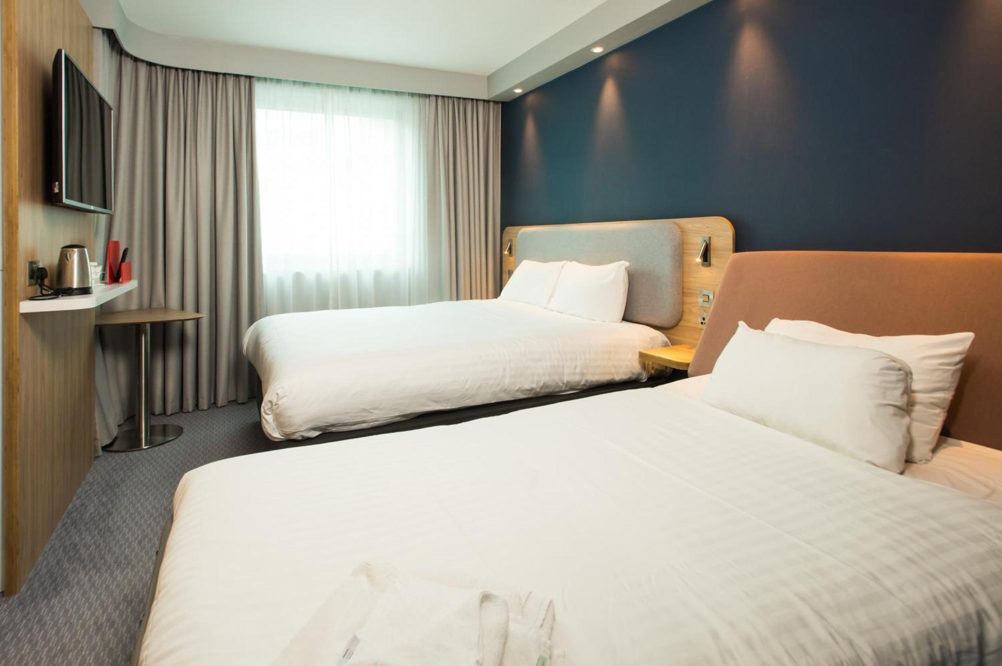 Standard Twin Room Hot