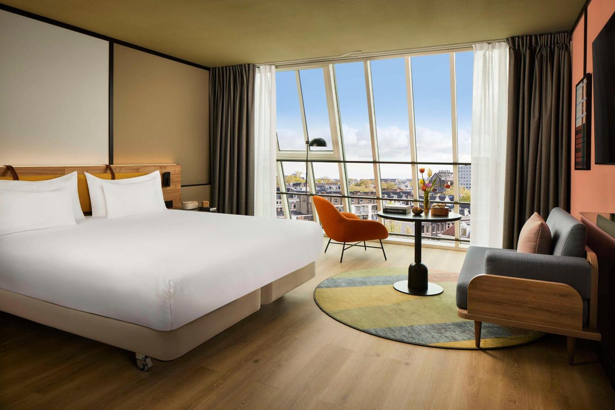 Superior Canal View Room