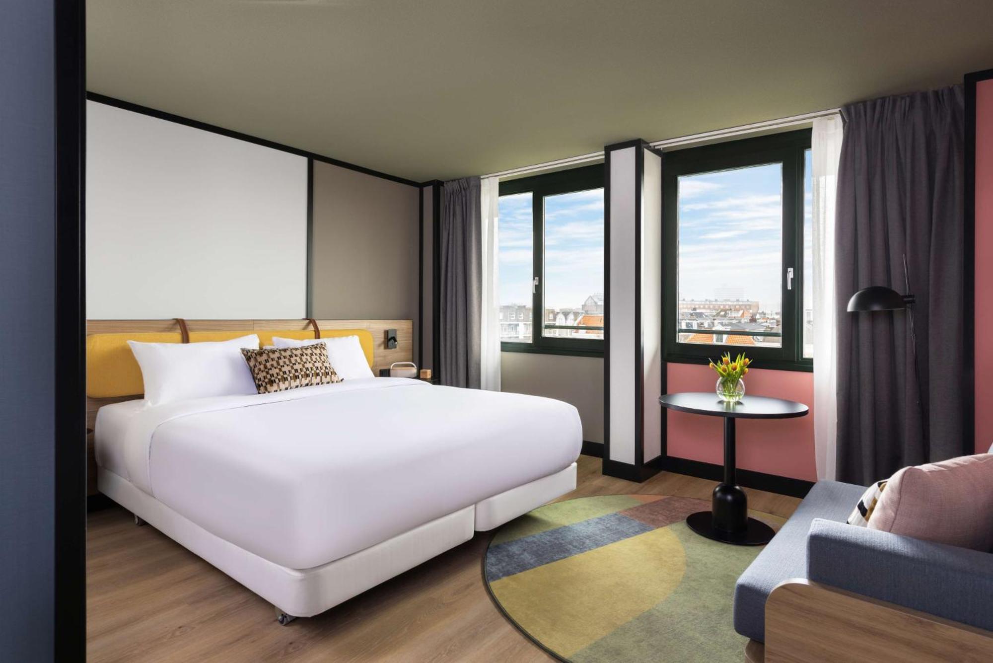 Superior Canal View Room