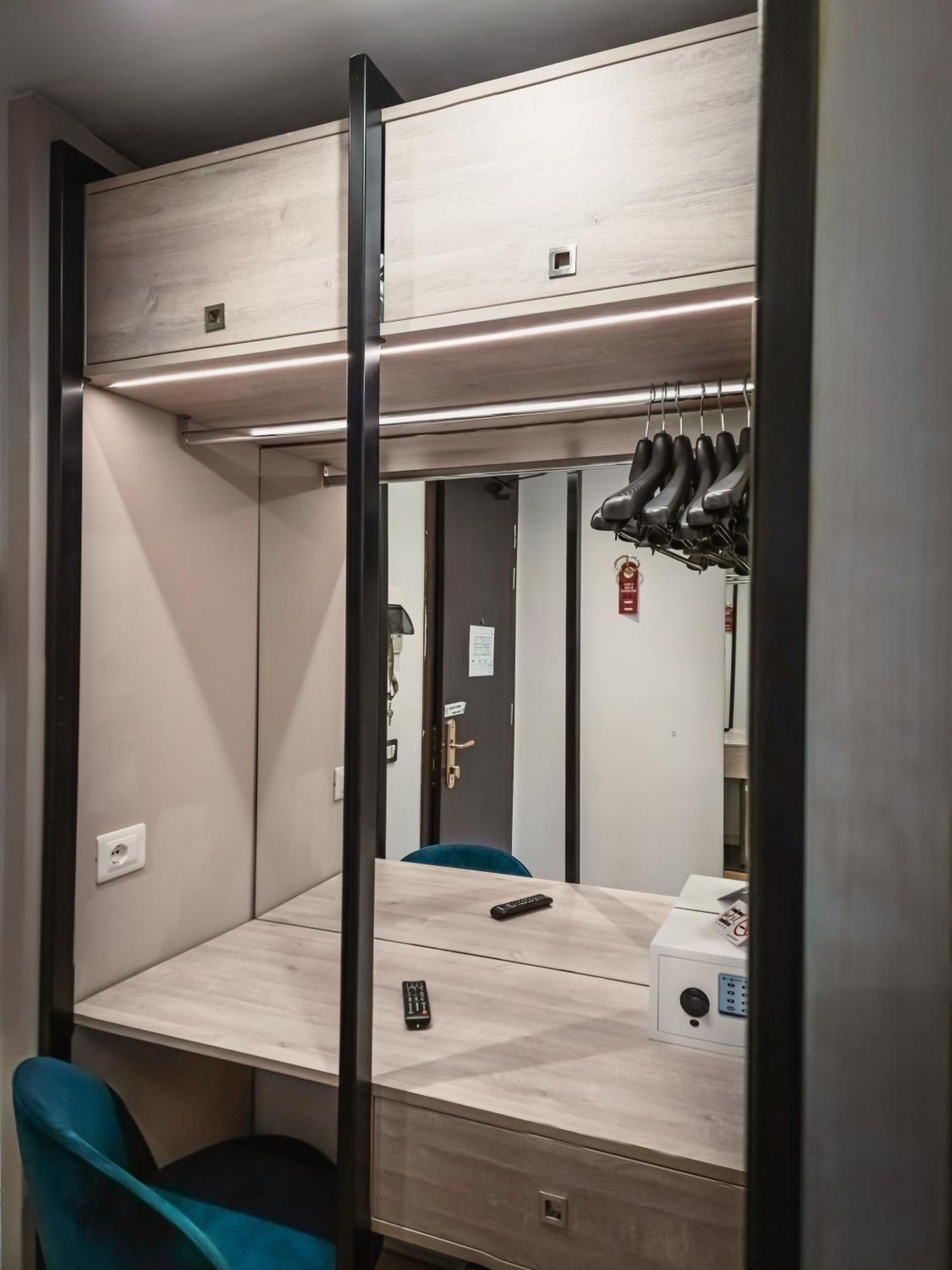 Single Room