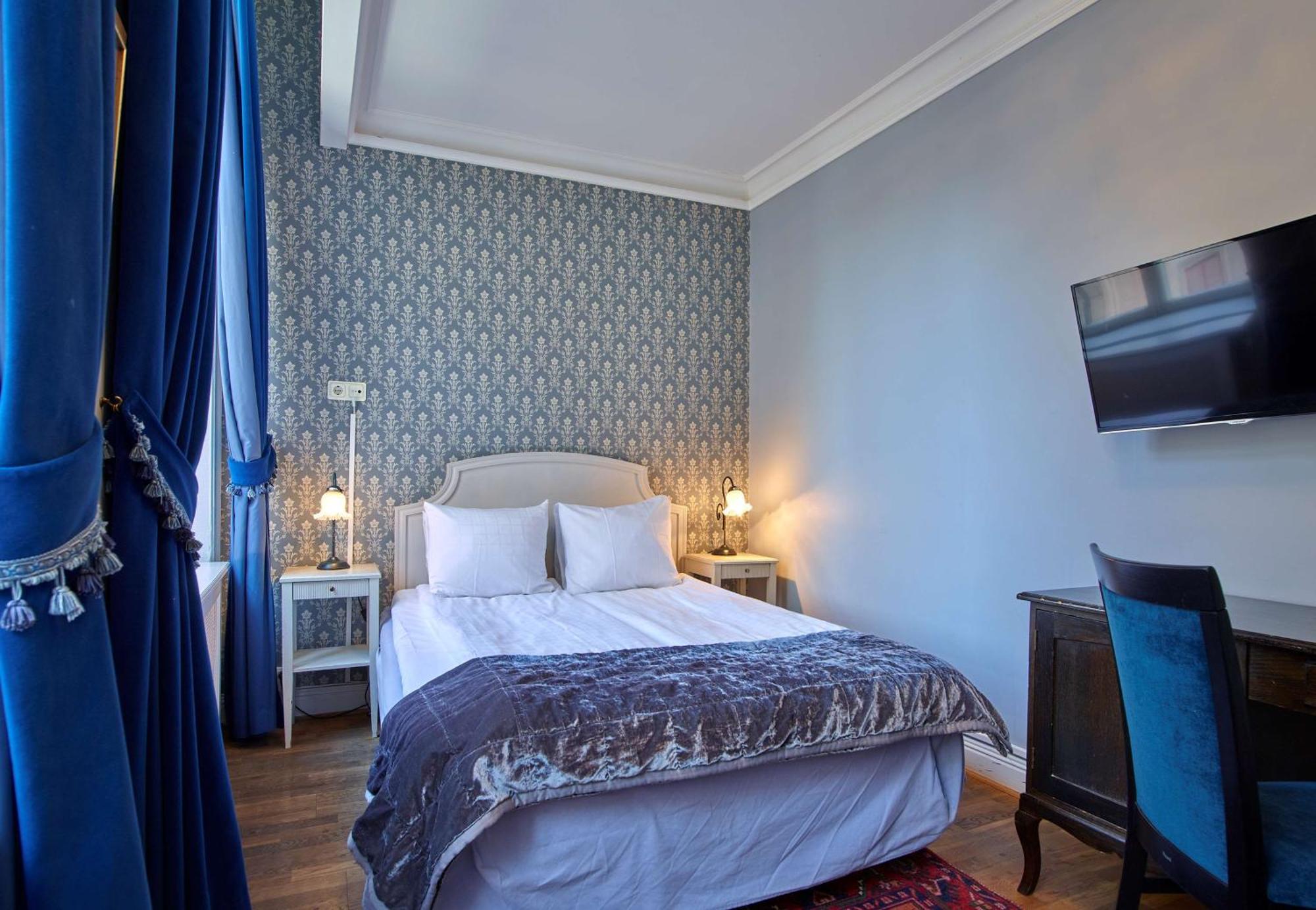 Standard  Room
