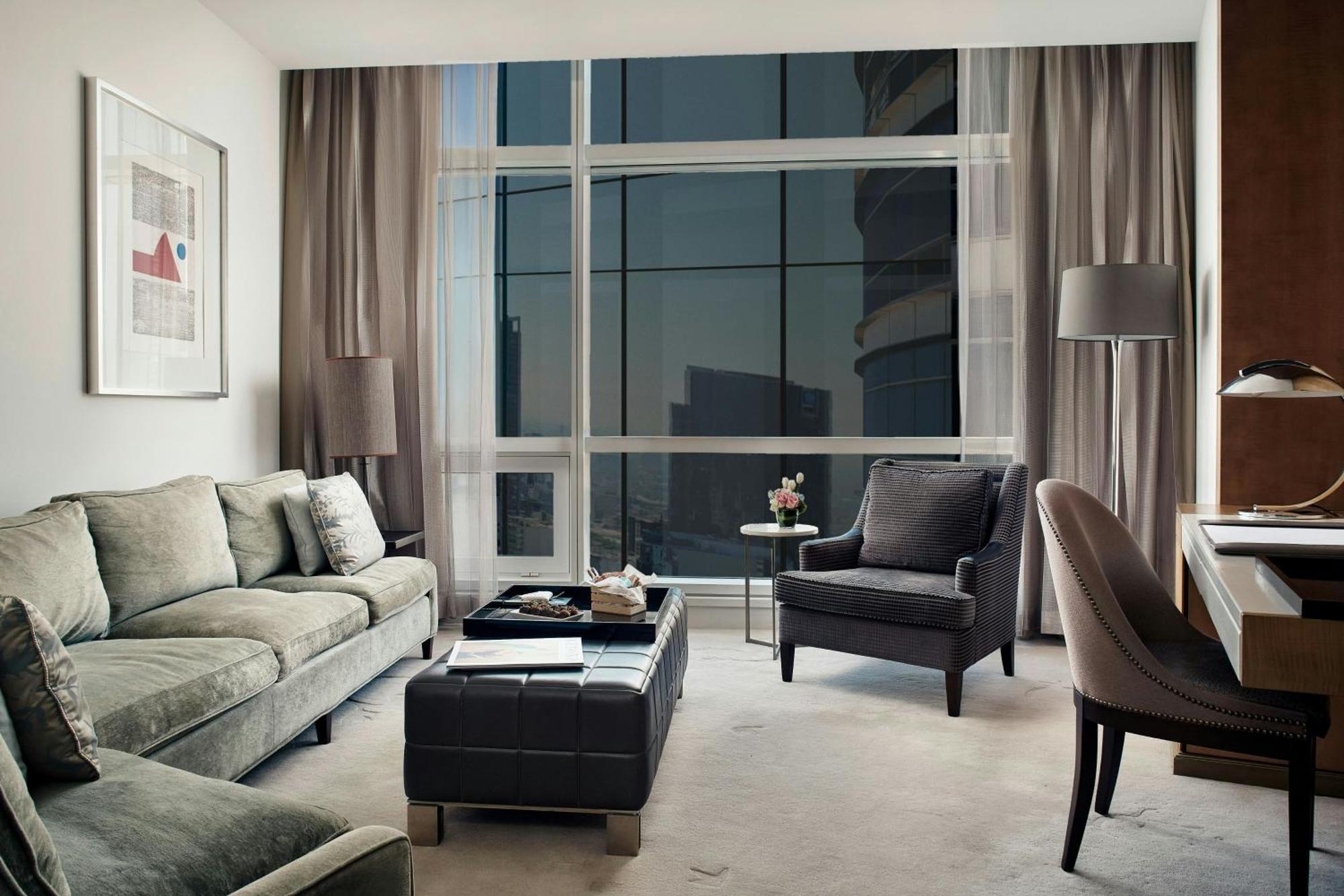 Executive Butler Service Executive Suite 1 King,1679569541:JPEG