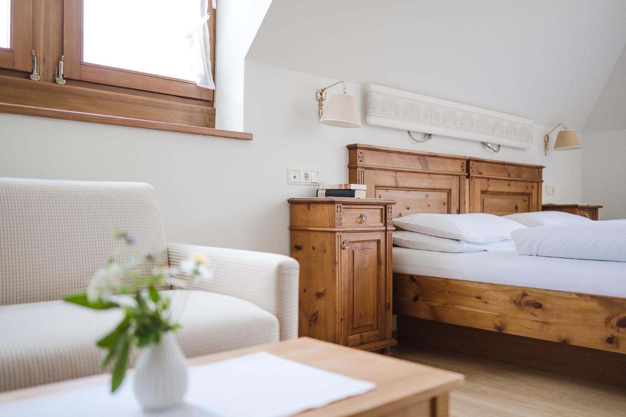 Large Double or Twin Room