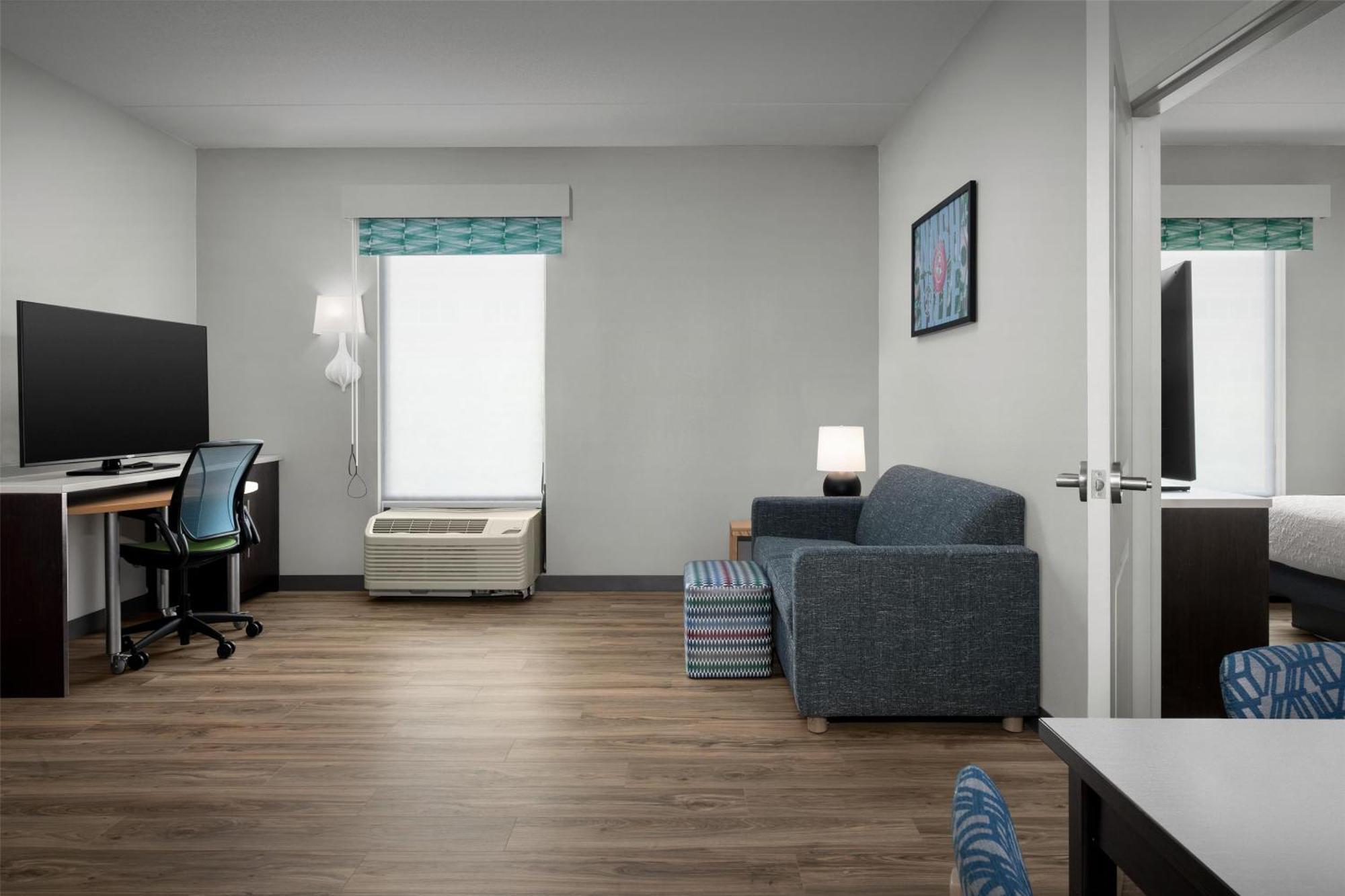 One-Bedroom King Suite Bath Tub Disability Access