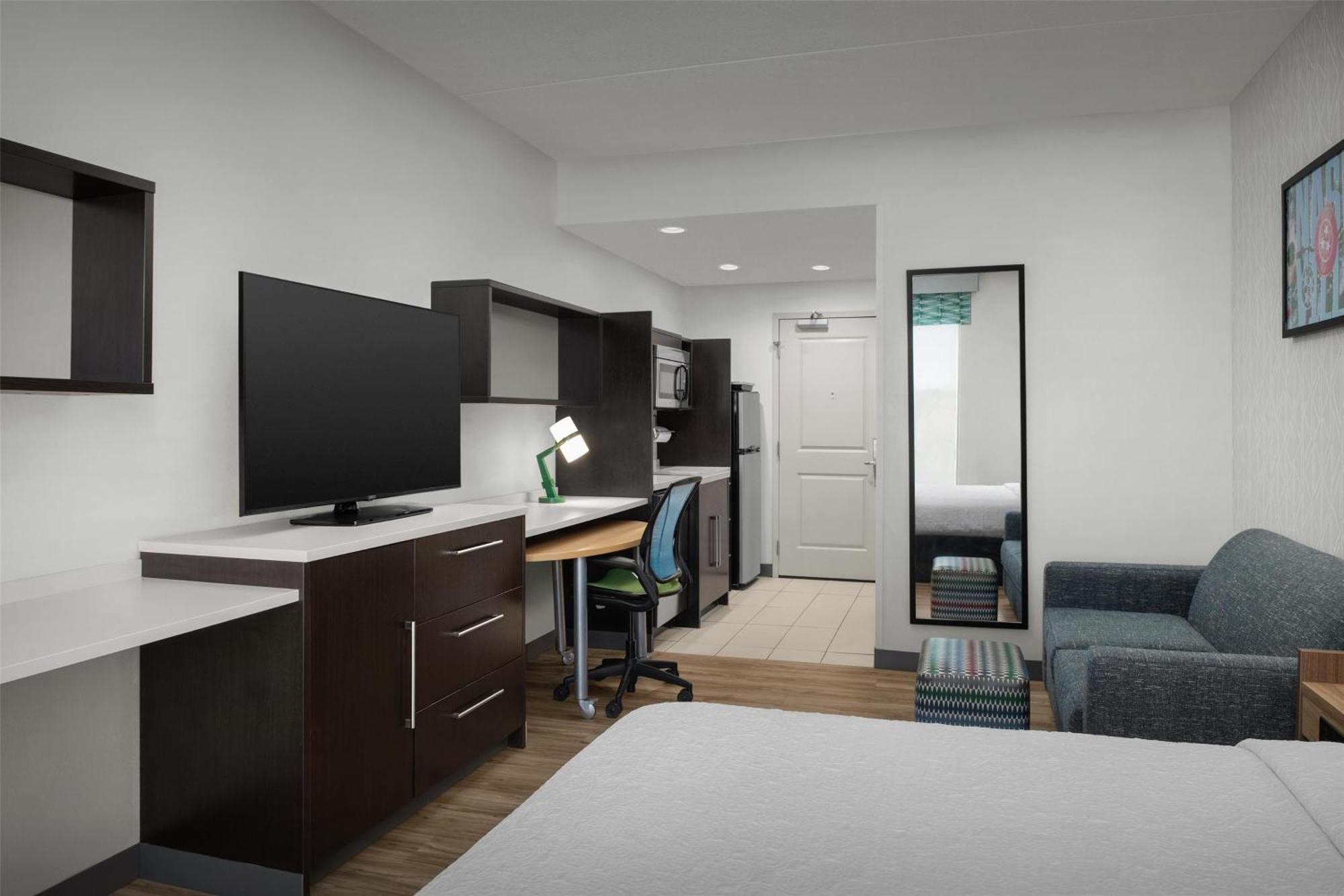 King Studio Suite