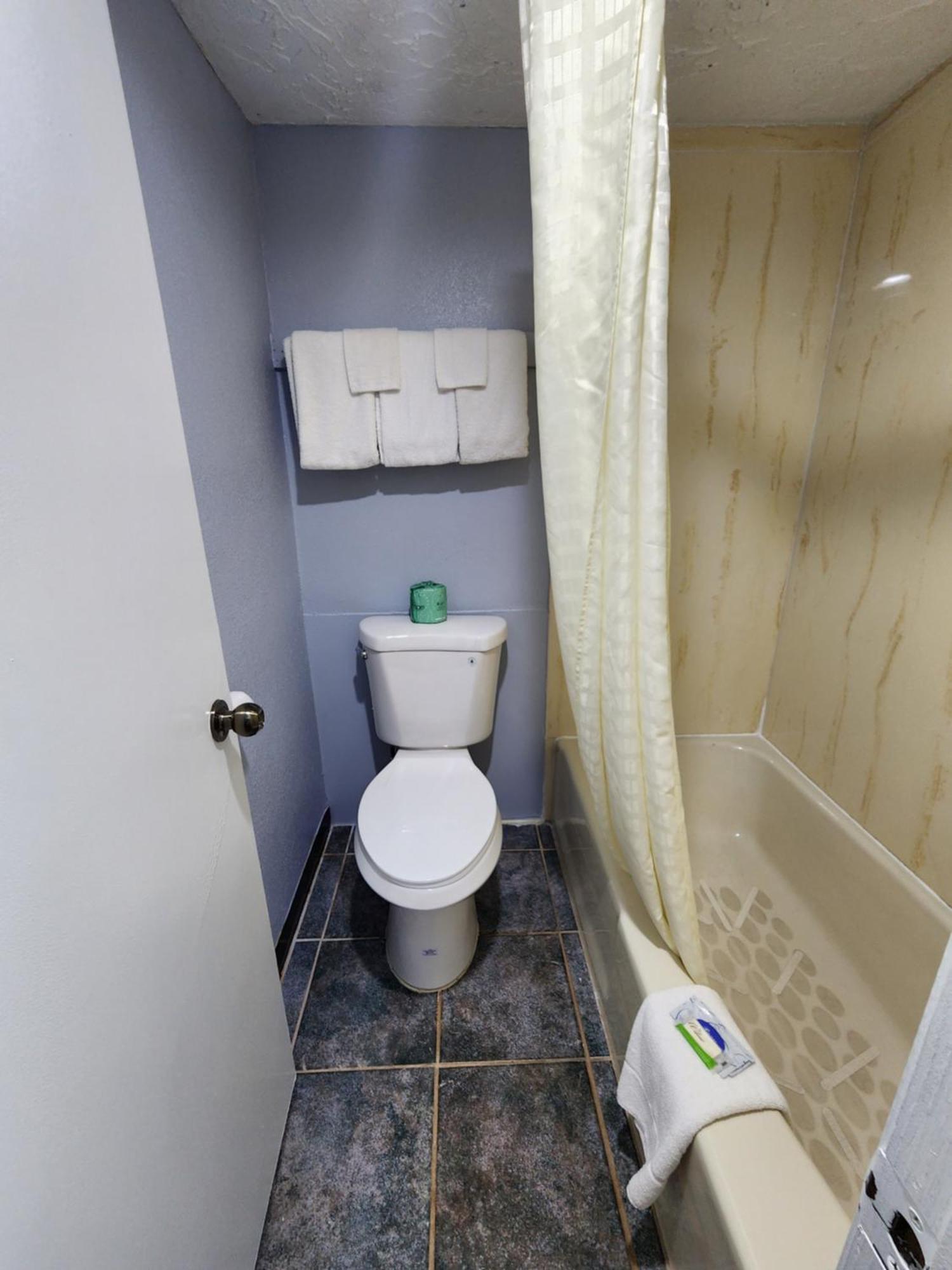 King Room Disability Access or Non Smoking