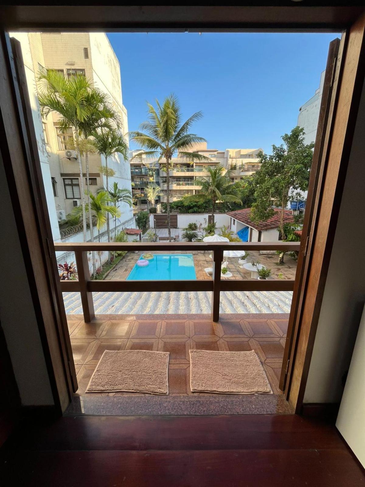 King Suite Pool View