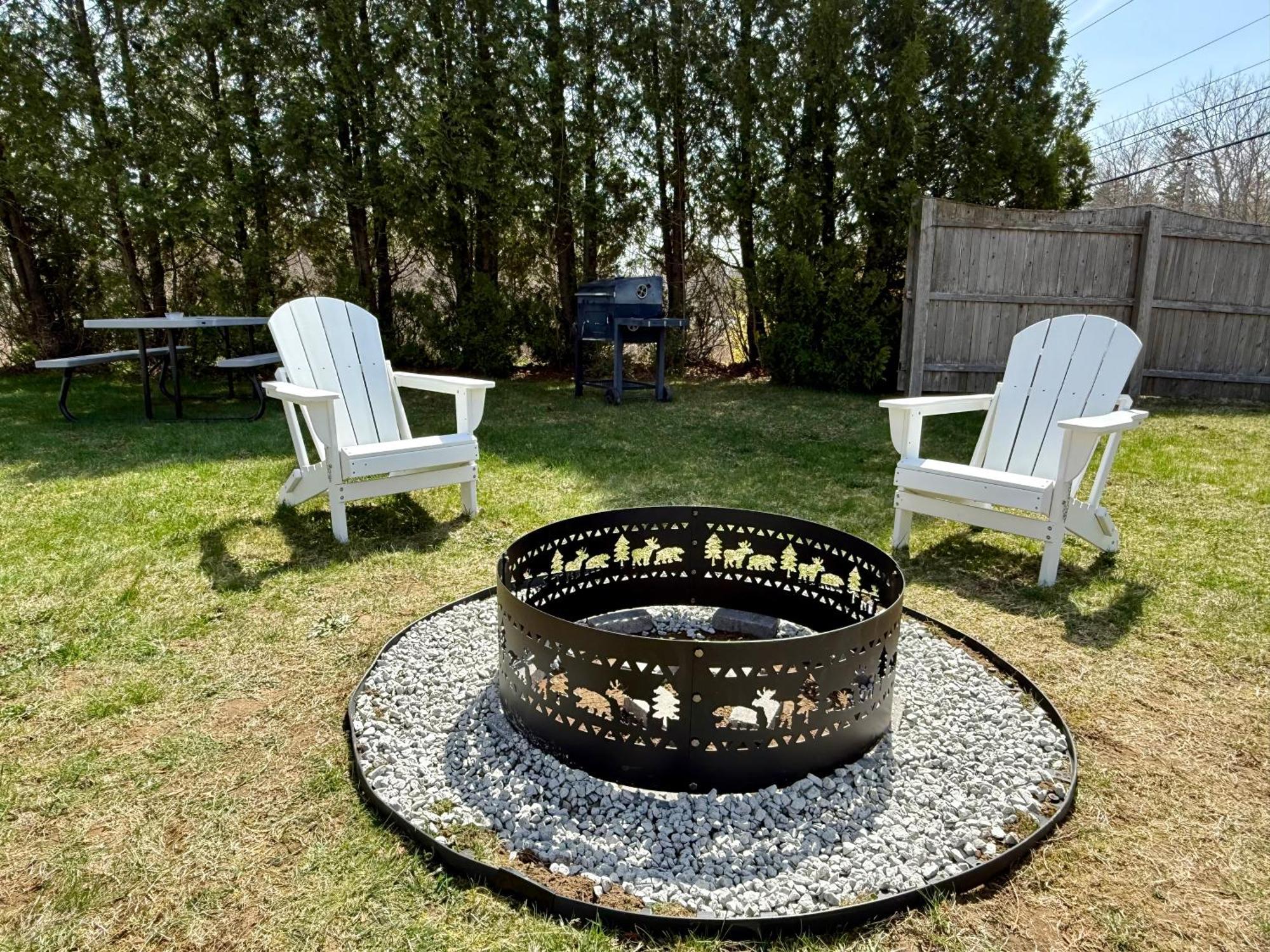 1 bedroom Cottage 1 Q or 2T