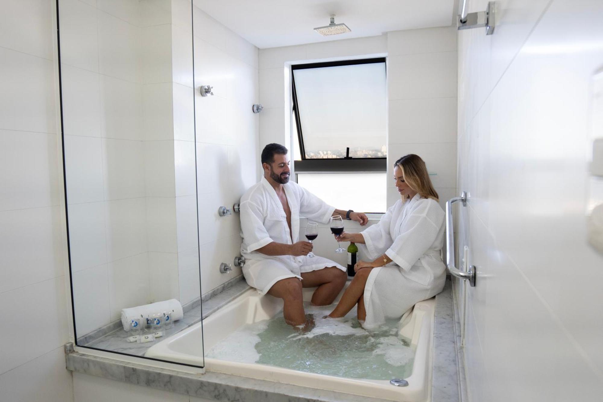 Suite Spa bath Sea View