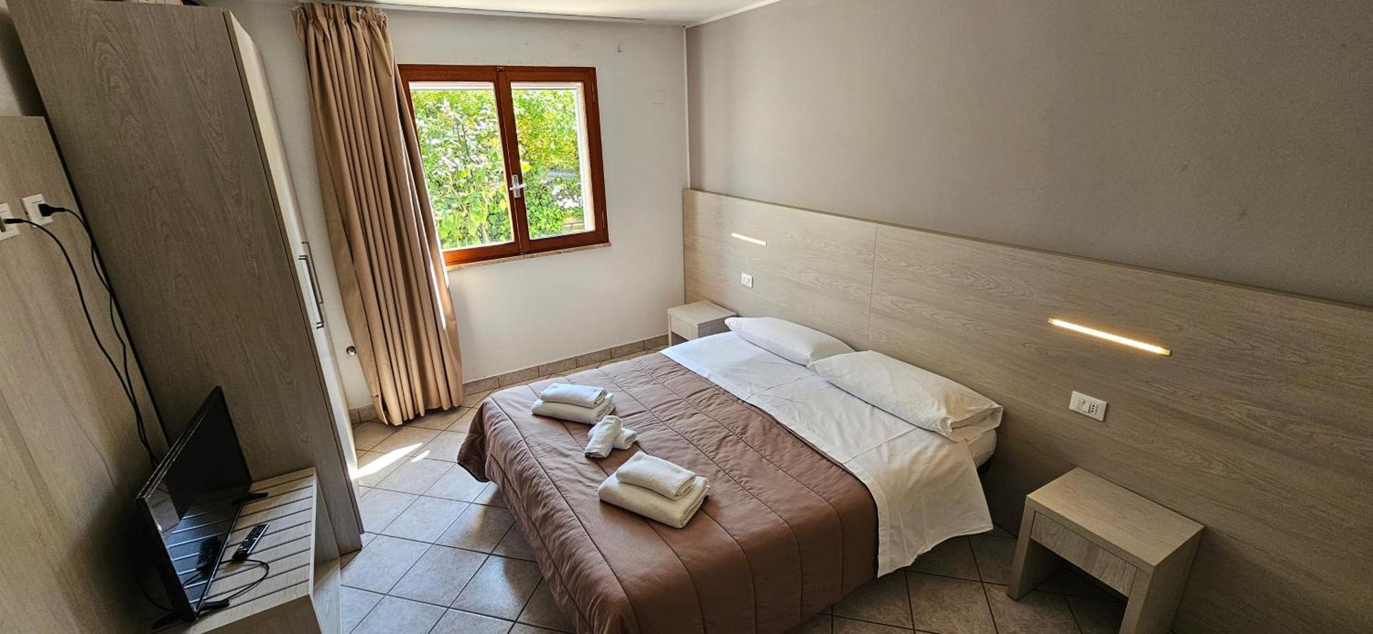 Two-Bedroom House,1668086845:JPEG