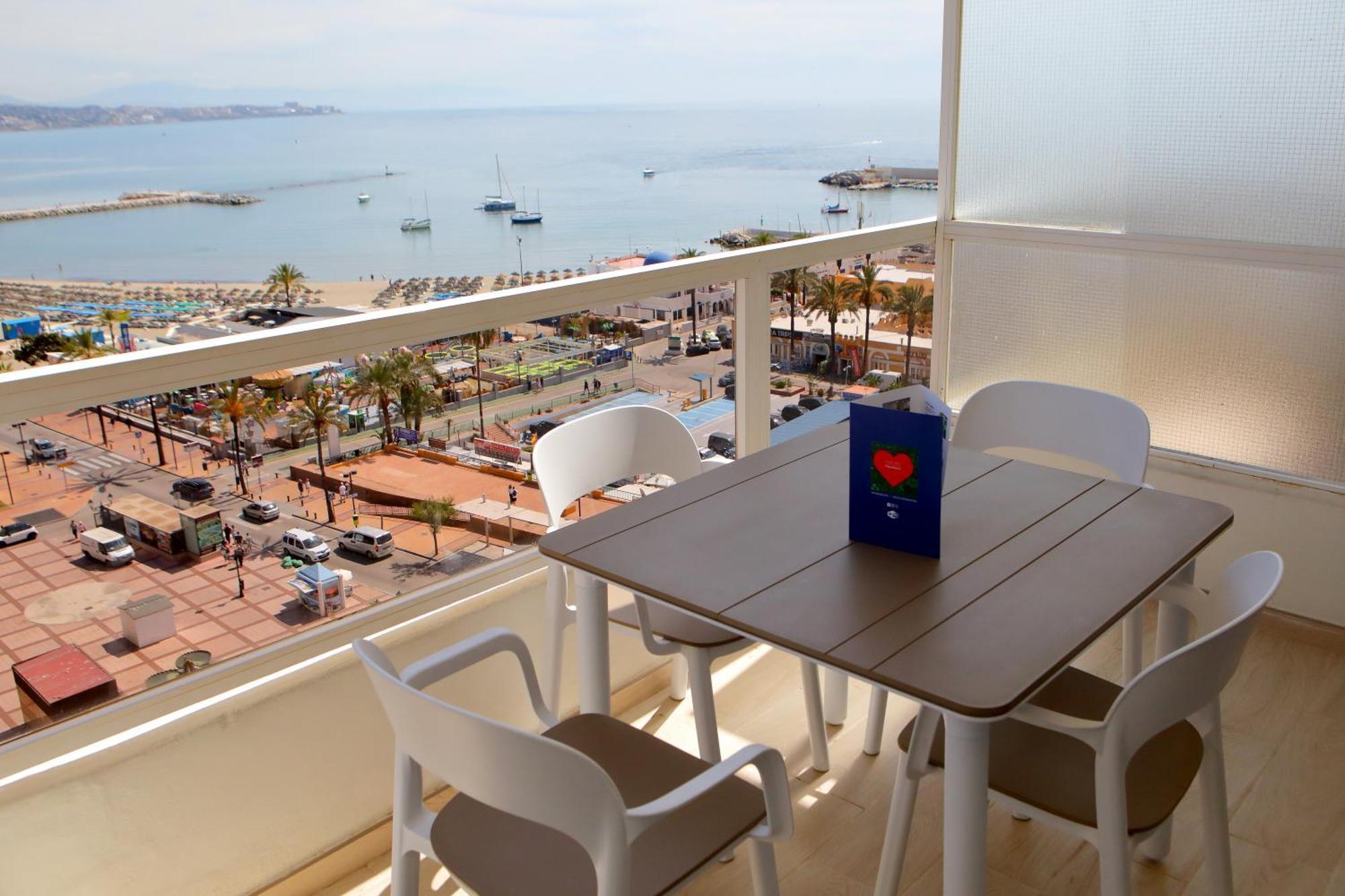 Superior studio Side Sea View