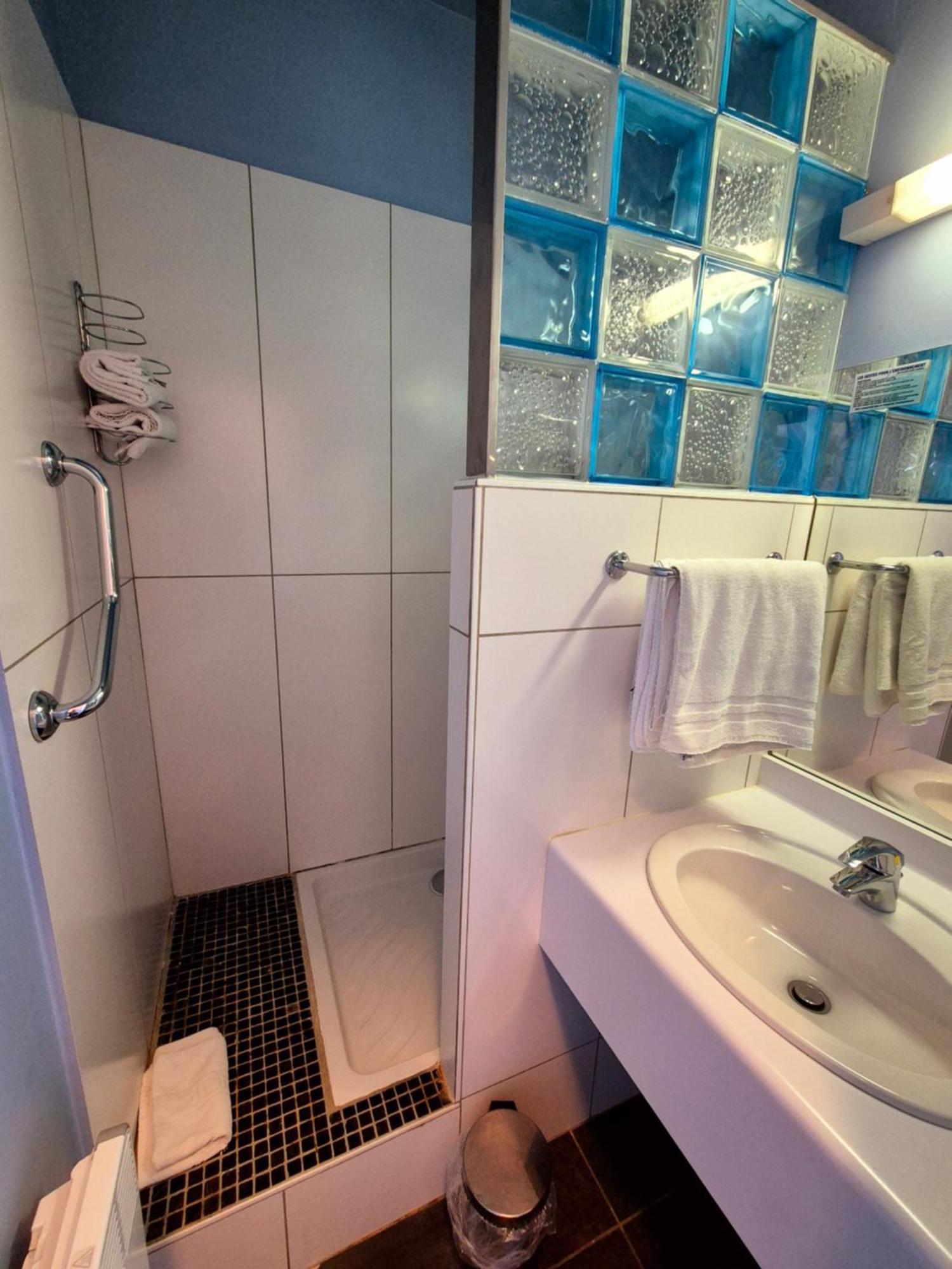 Standard Twin Room,1669011077:JPEG
