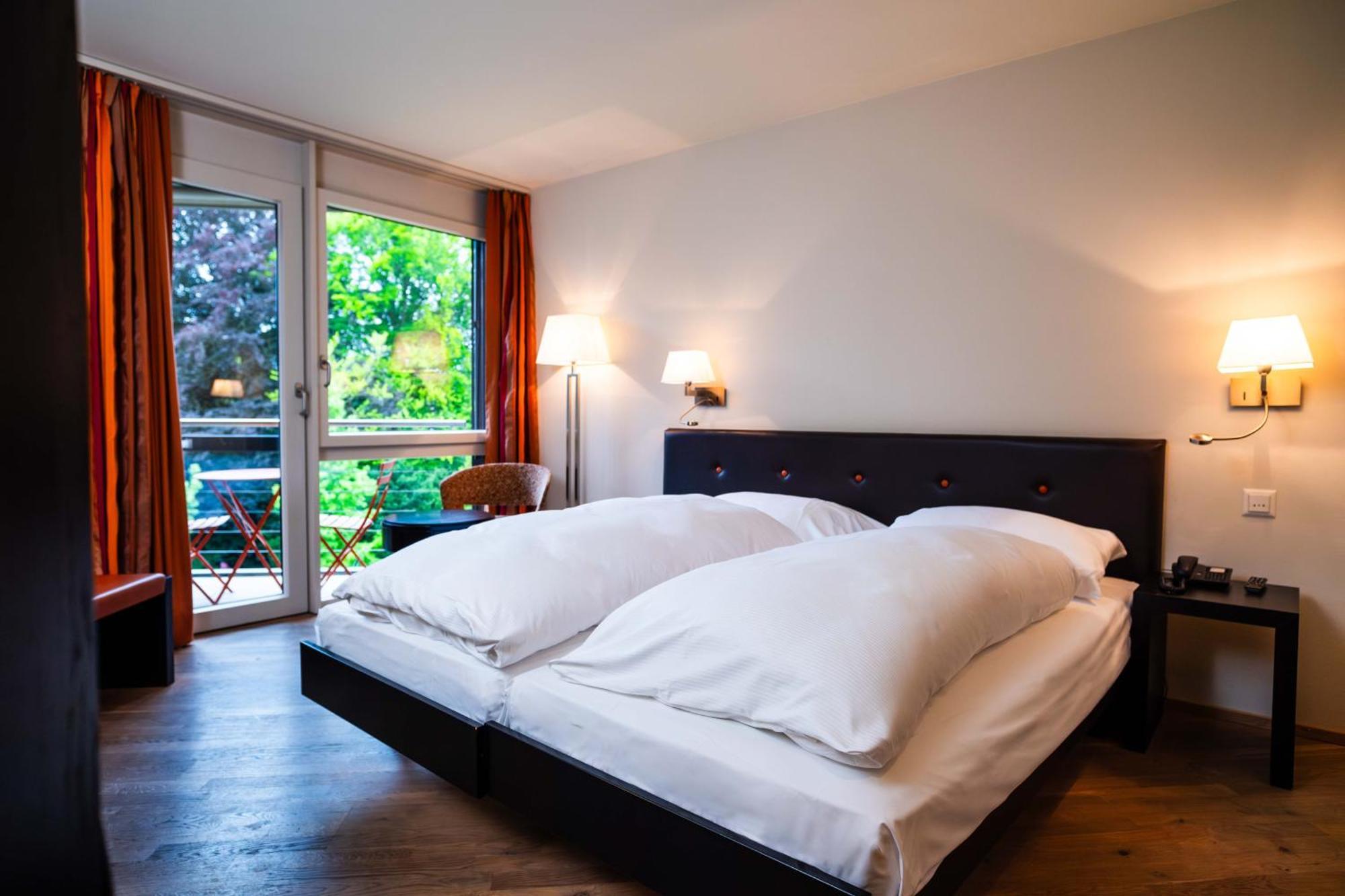Twin Room with Balcony