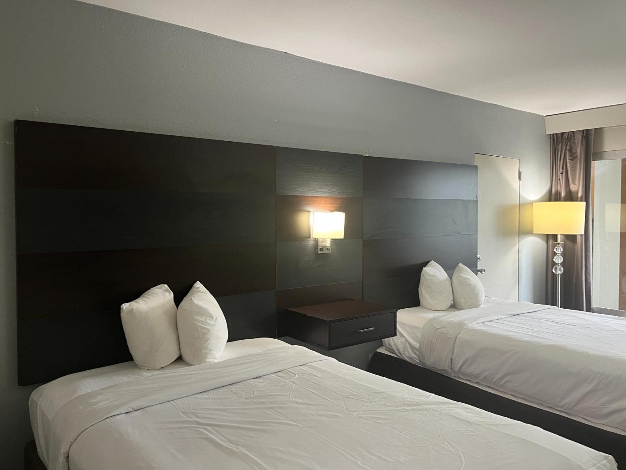 Quadruple Room Non-Smoking