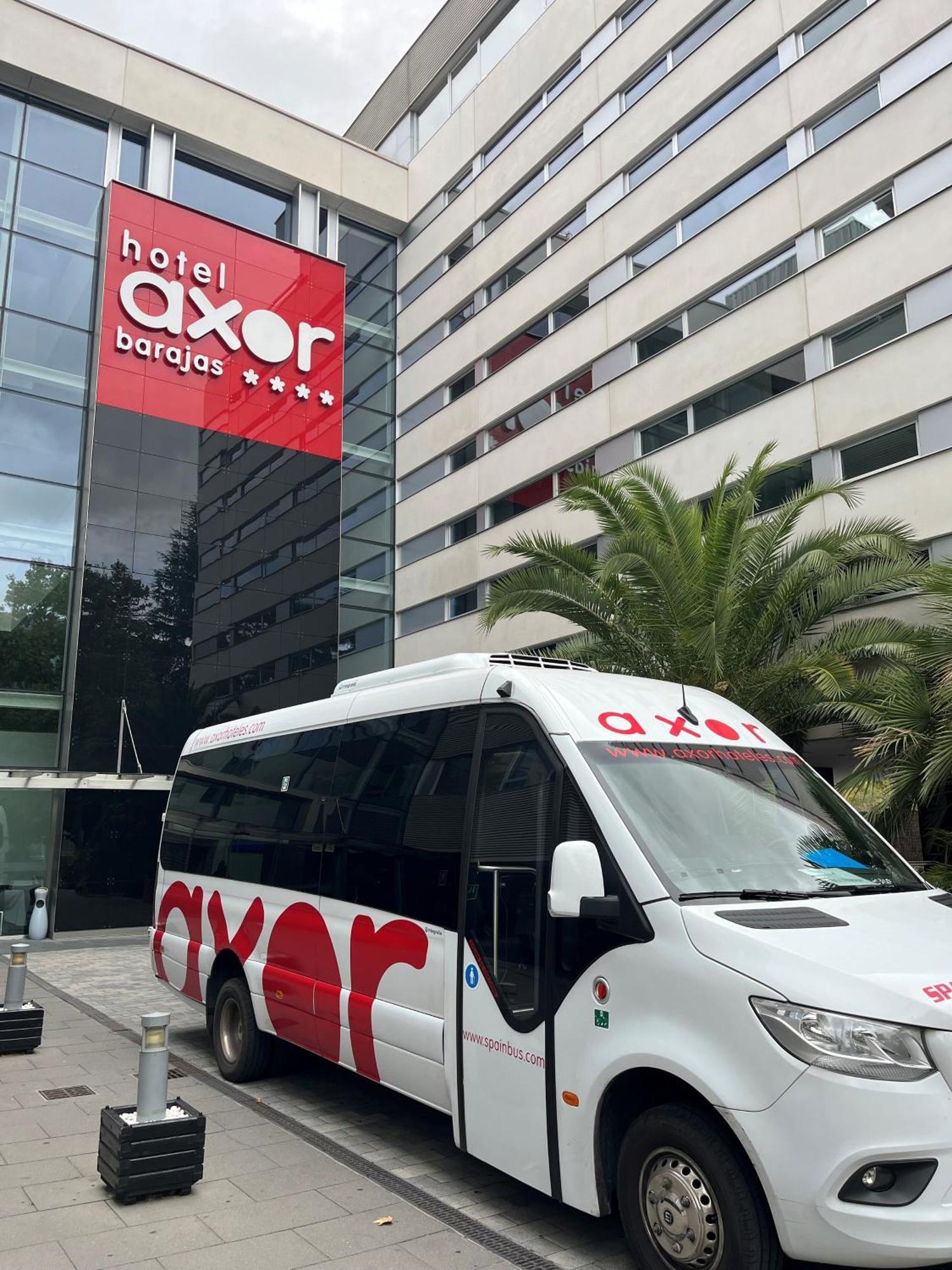 Double Room airport shuttle