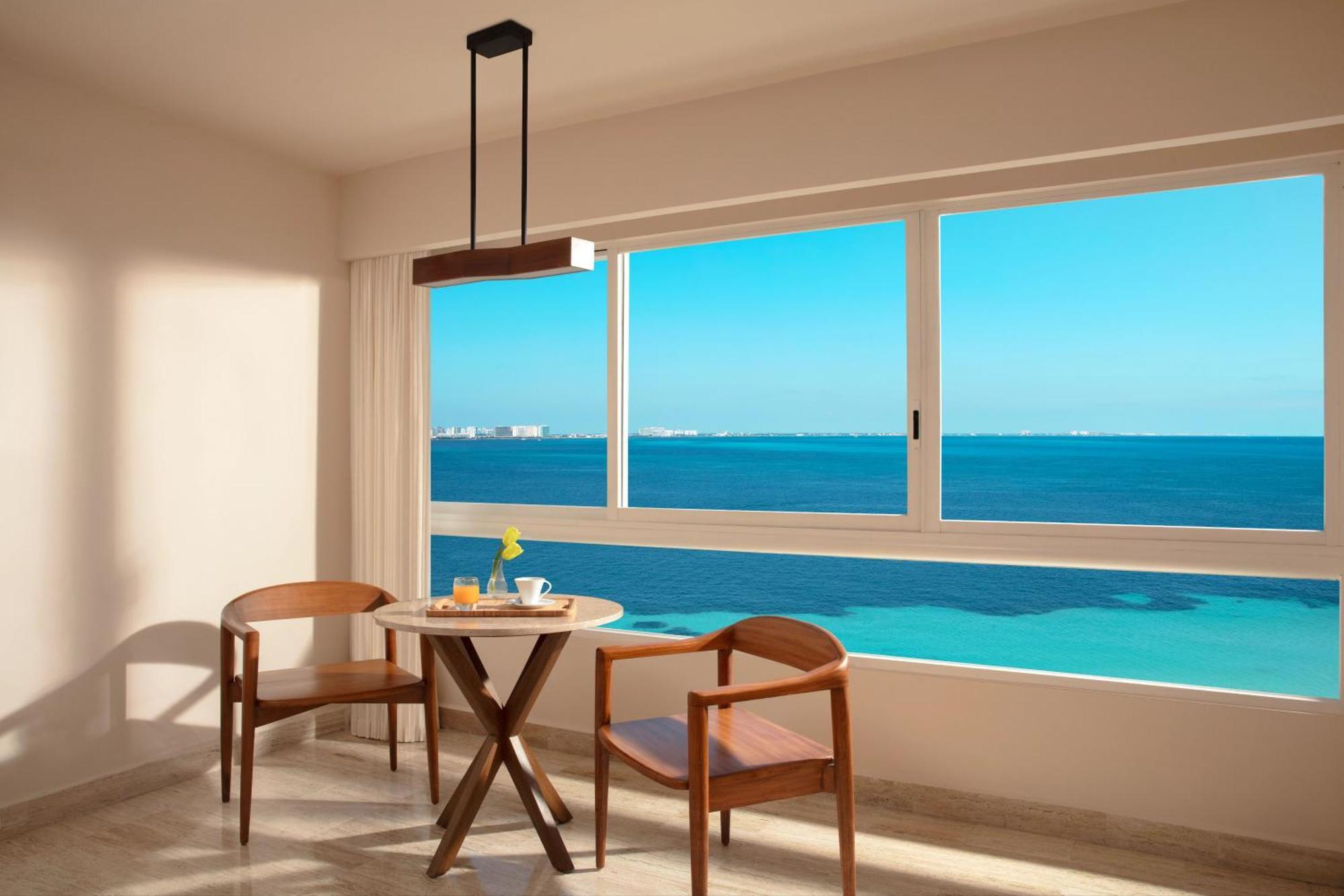 Deluxe Ocean Front