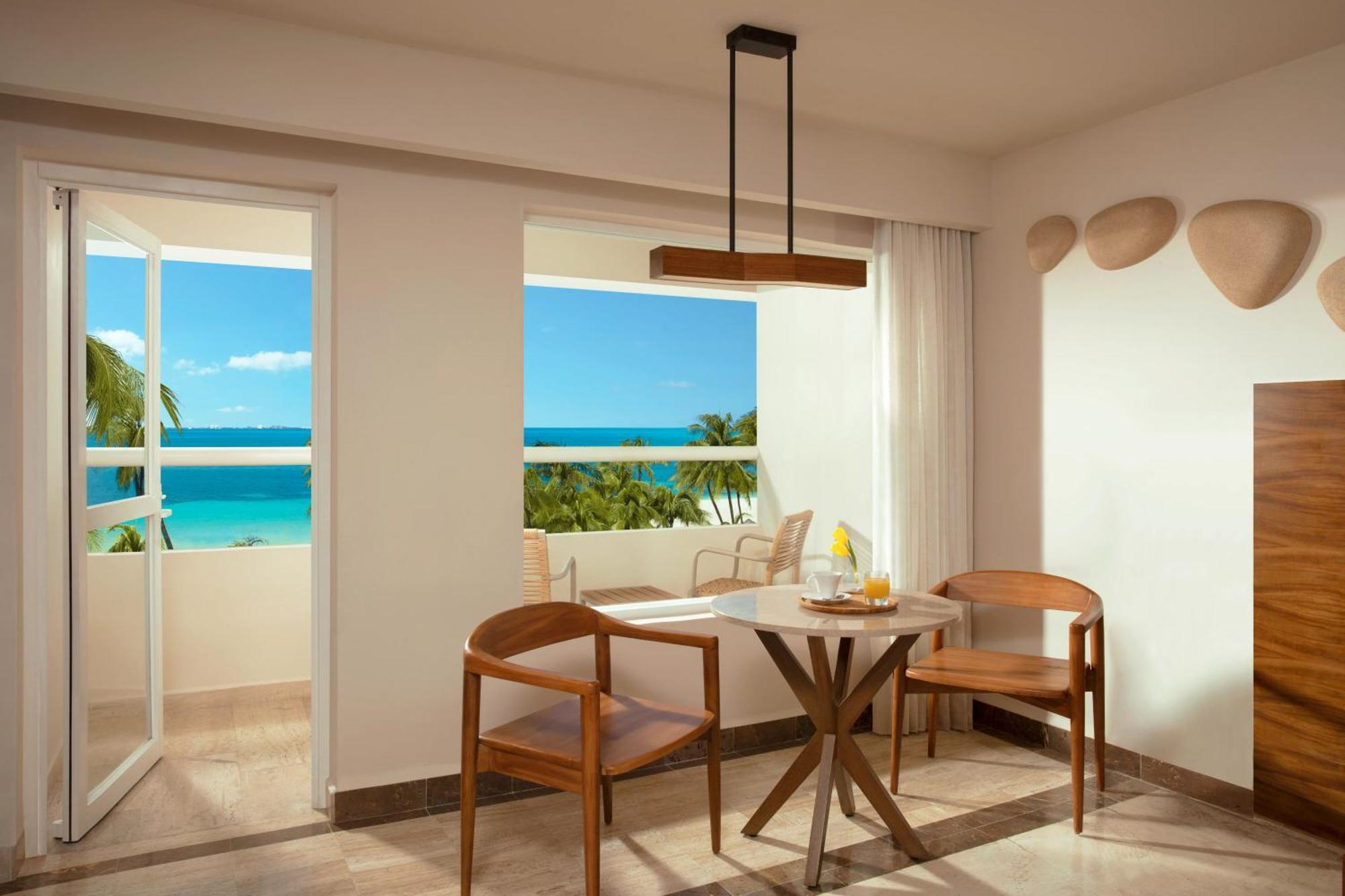 Deluxe Partial Ocean View Balcony