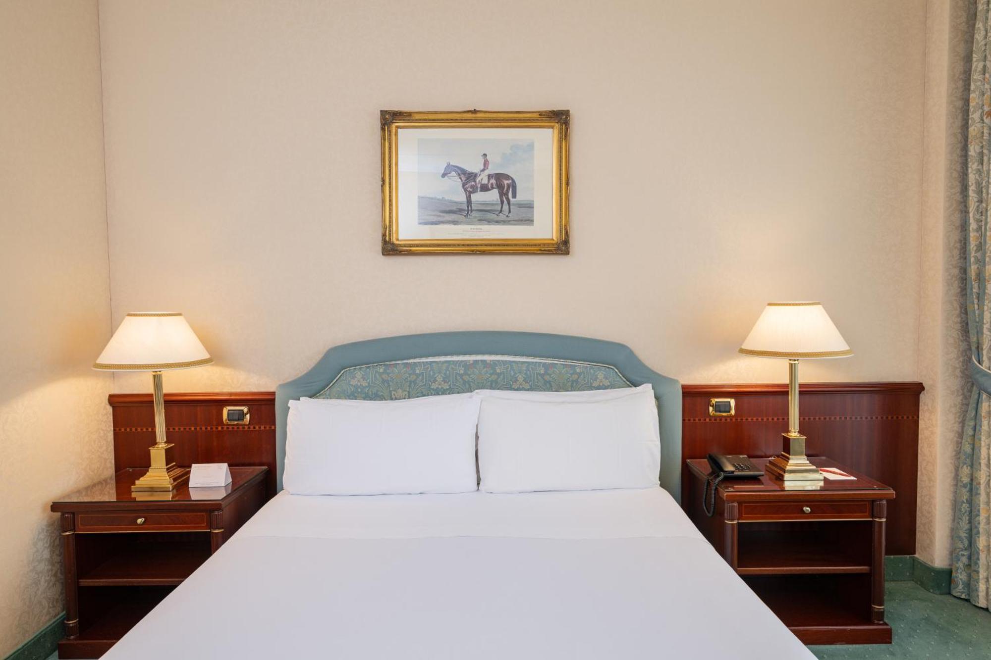 Queen Room