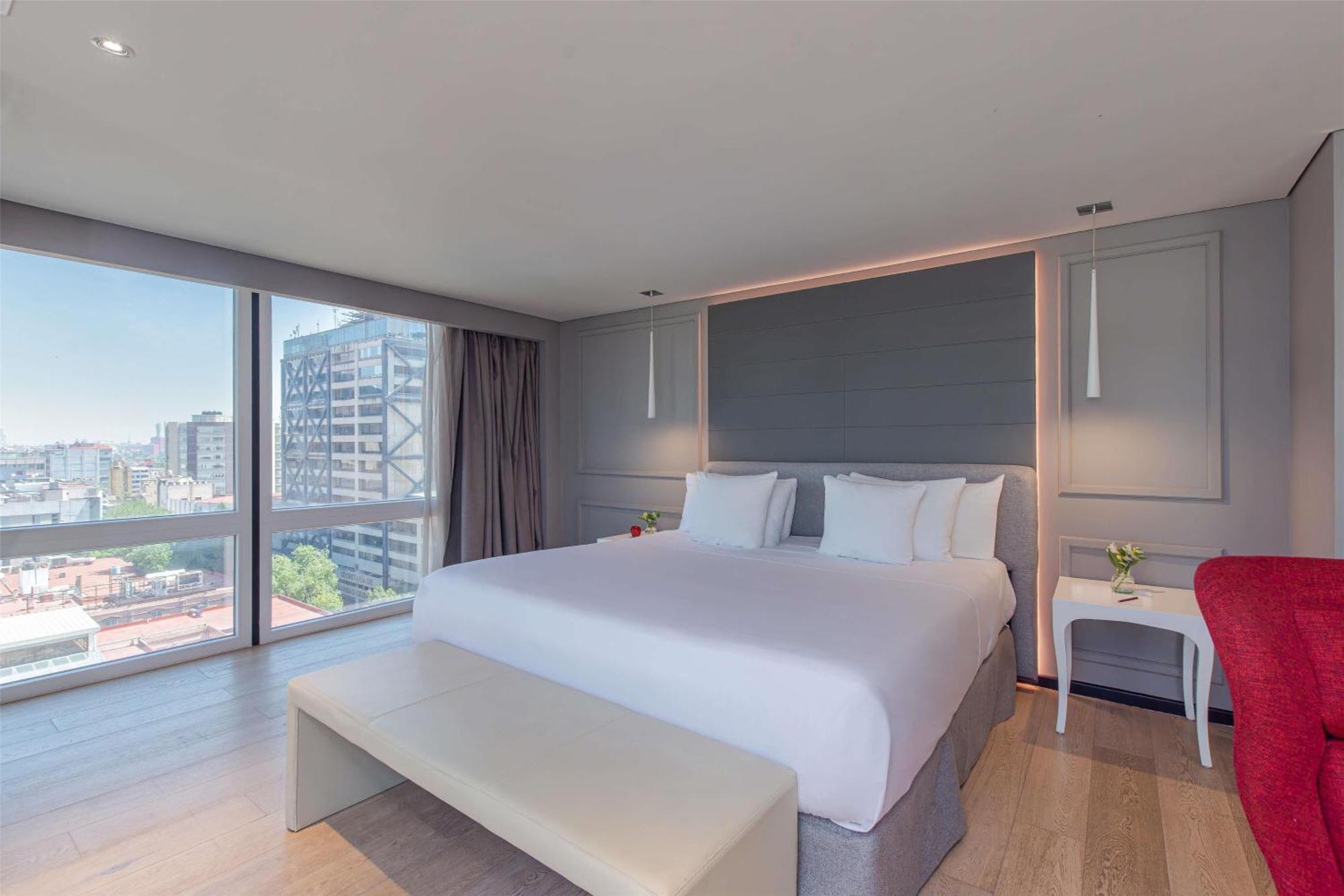 Junior Suite Corner View Extra Bed 2 AD 1 CH
