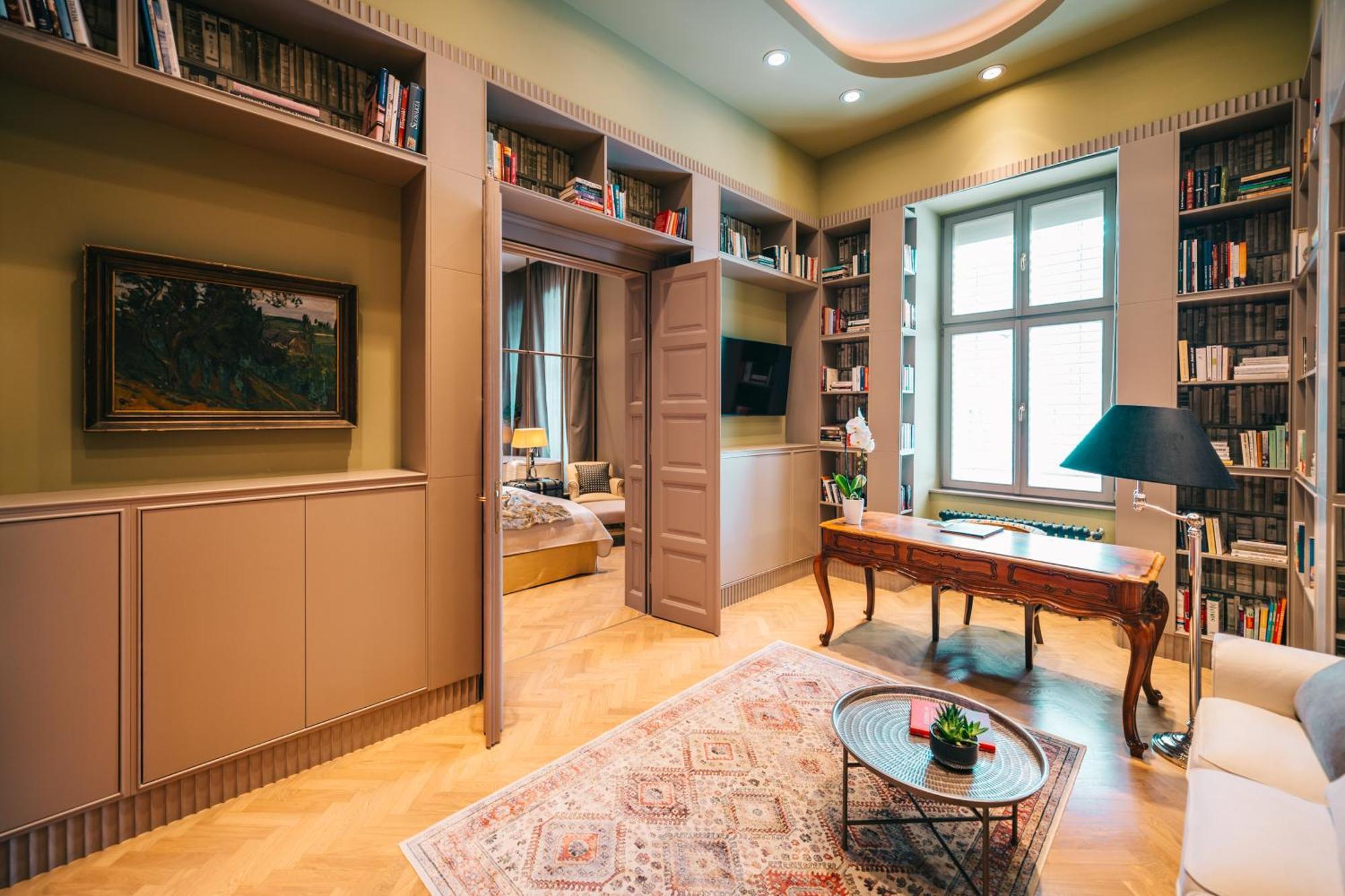 King Suite