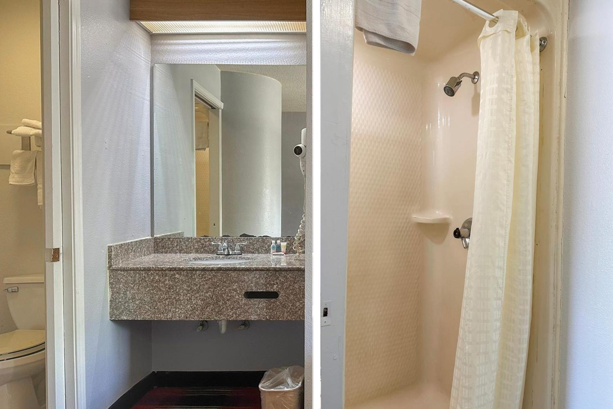 Queen Room - Accessible/Nonsmoking