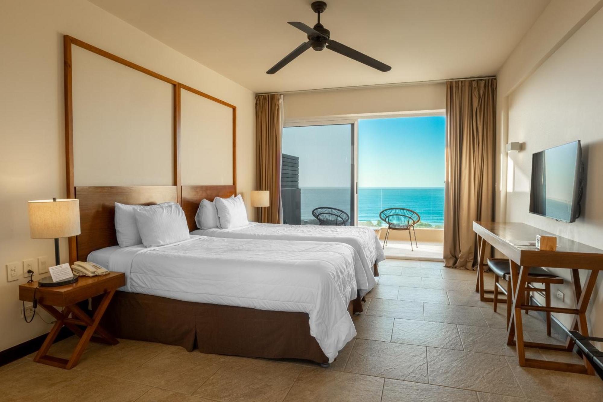 Concept Twin Room Ocean View Non-Smoking