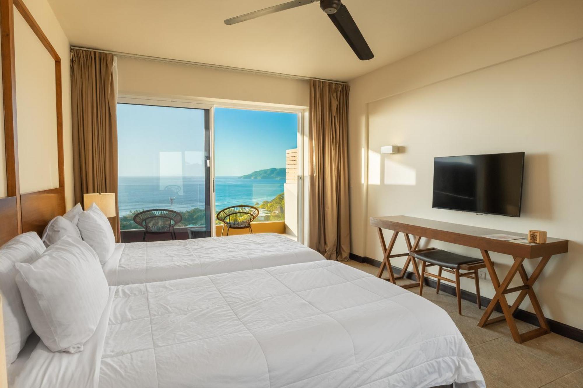 Concept Twin Room Ocean View Non-Smoking