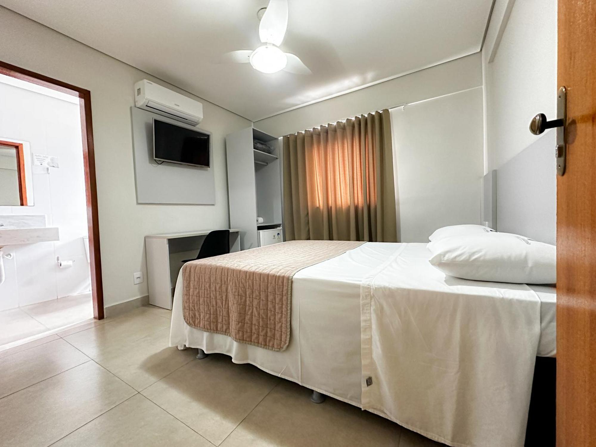 Quarto Duplo