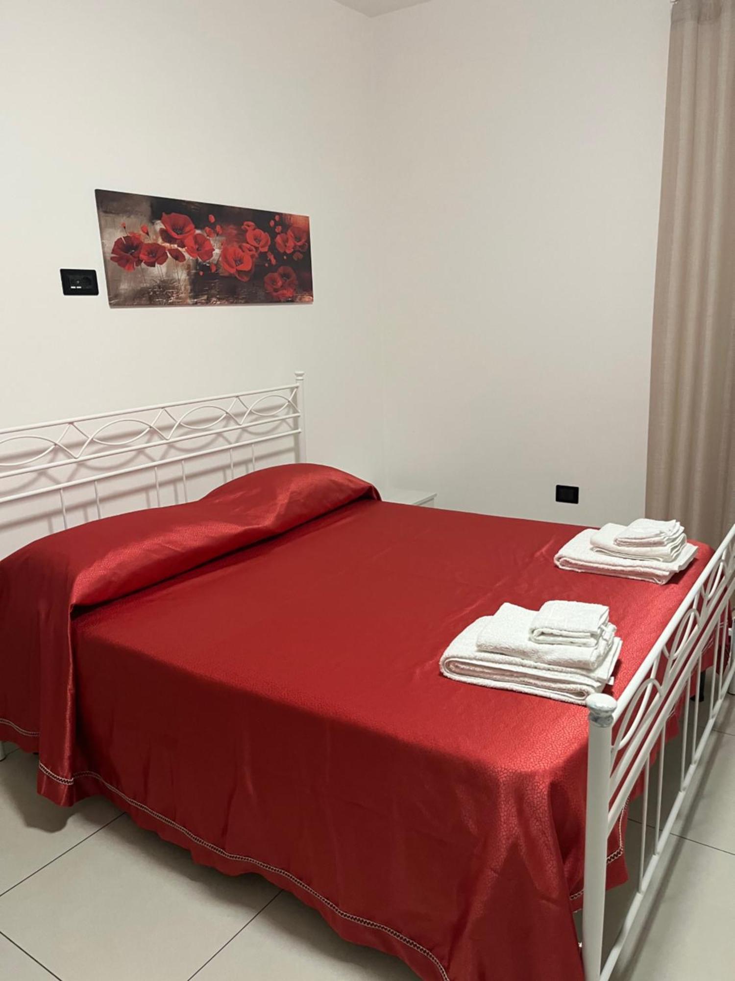 Studio Apartment One Double Bed