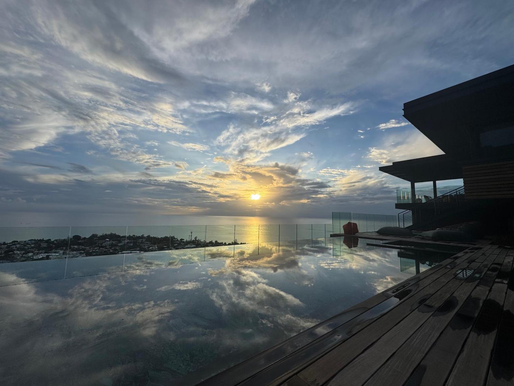 Legend Villa Oceanview & pool 4 bedrooms