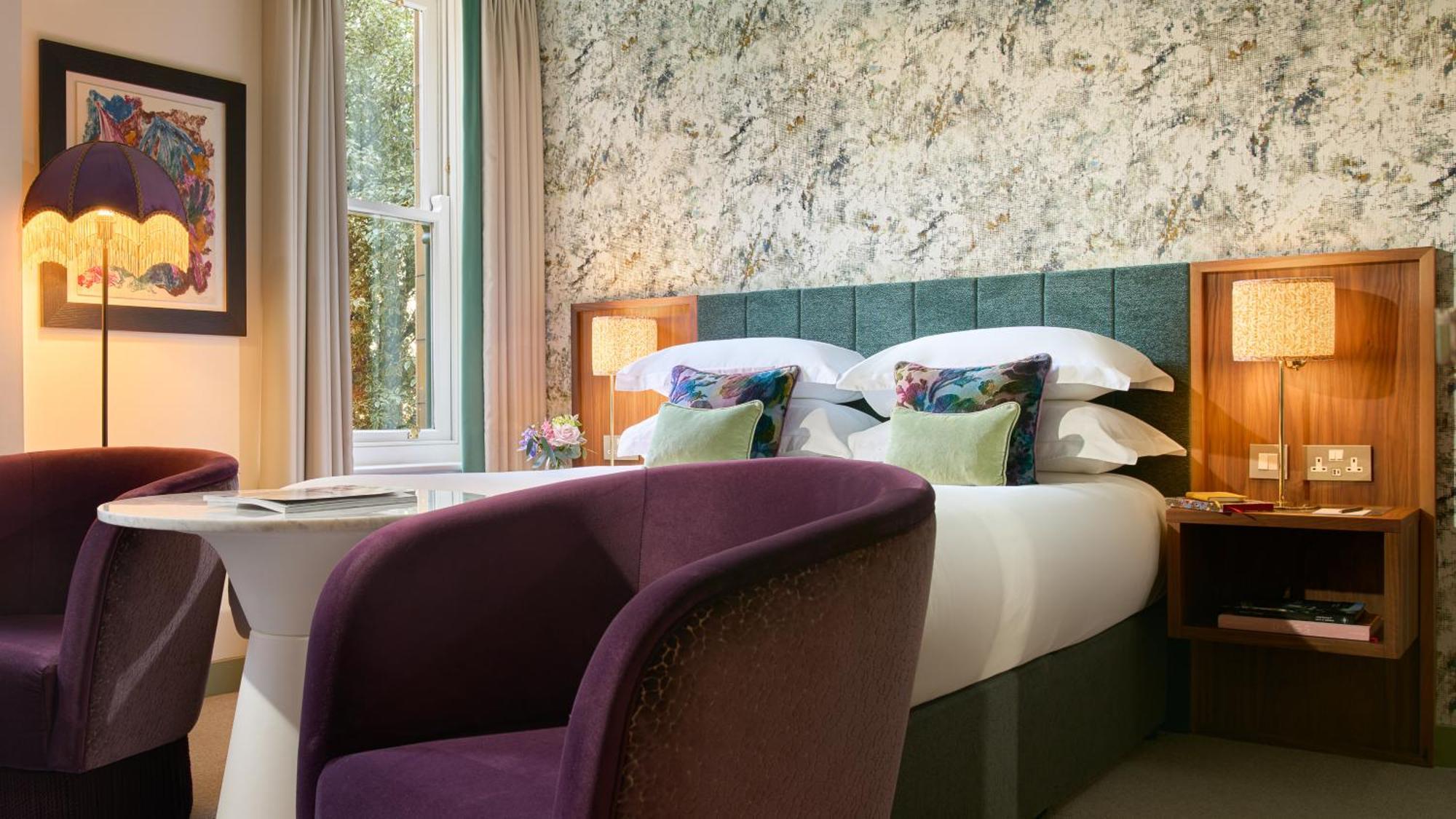 Deluxe Queen Room