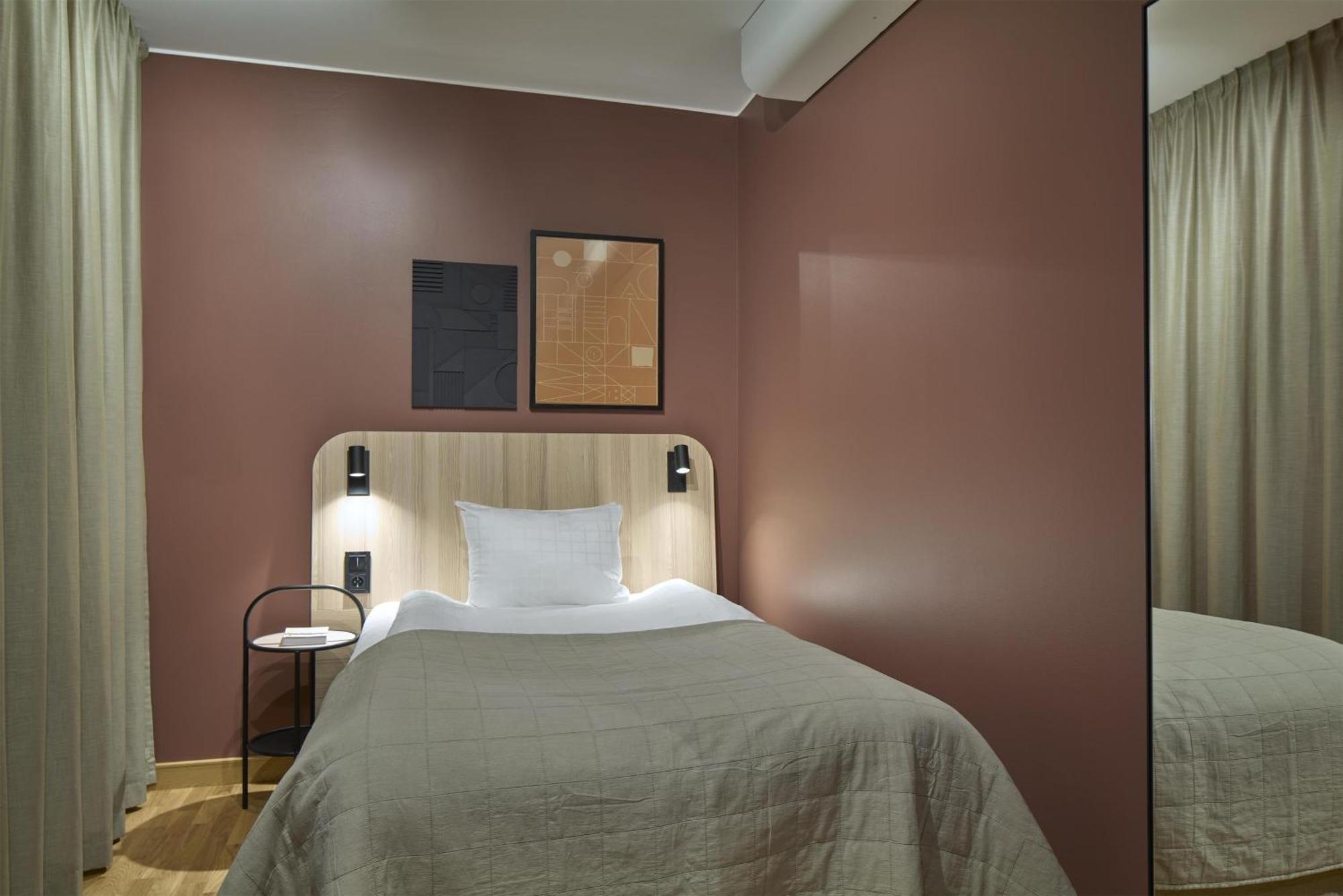 Single Room Without Window