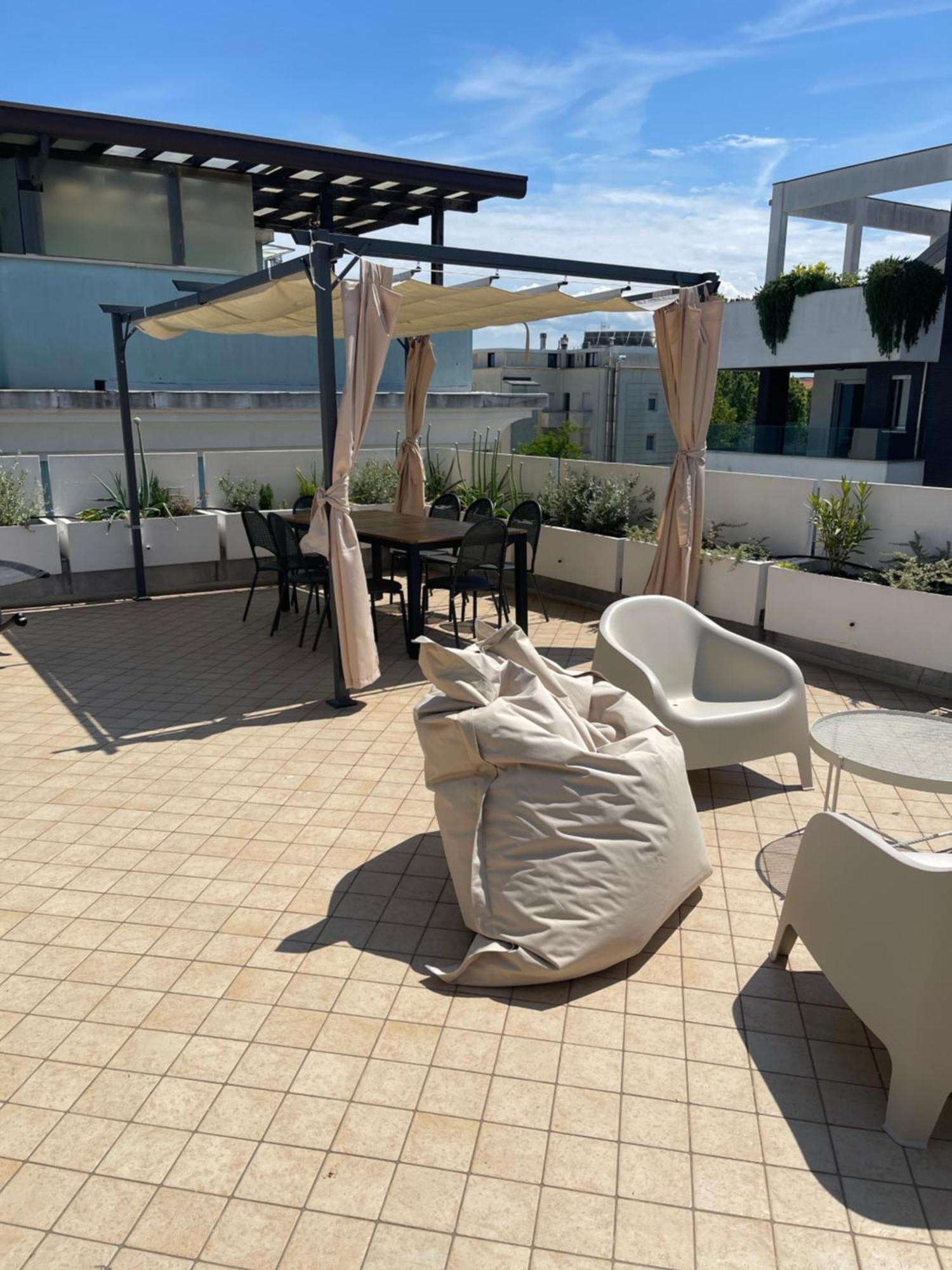 One-Bedroom Apartment Terrace