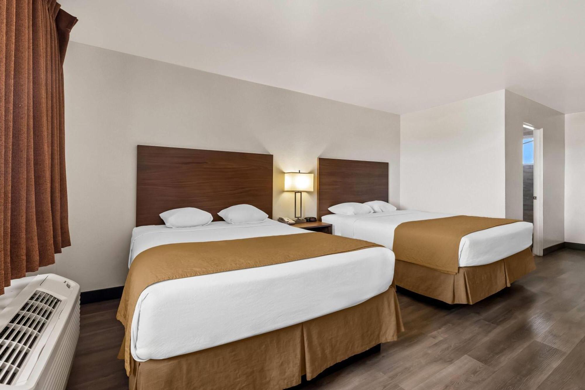 Deluxe Queen Room Two Queen Beds Non-Smoking