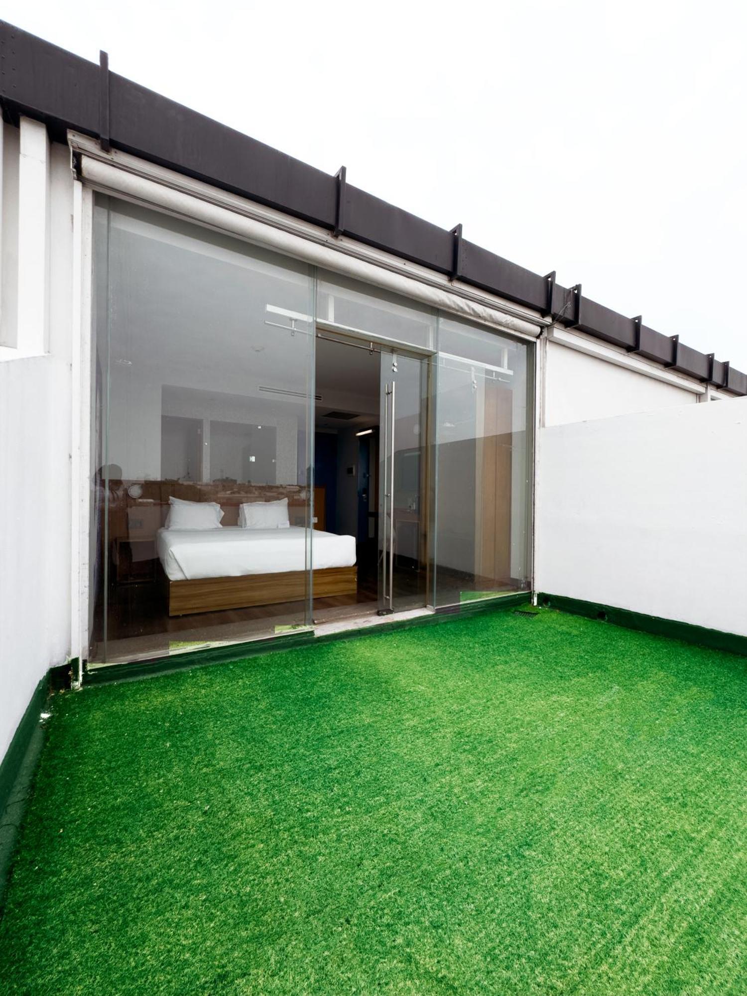 Deluxe Double Room Balcony
