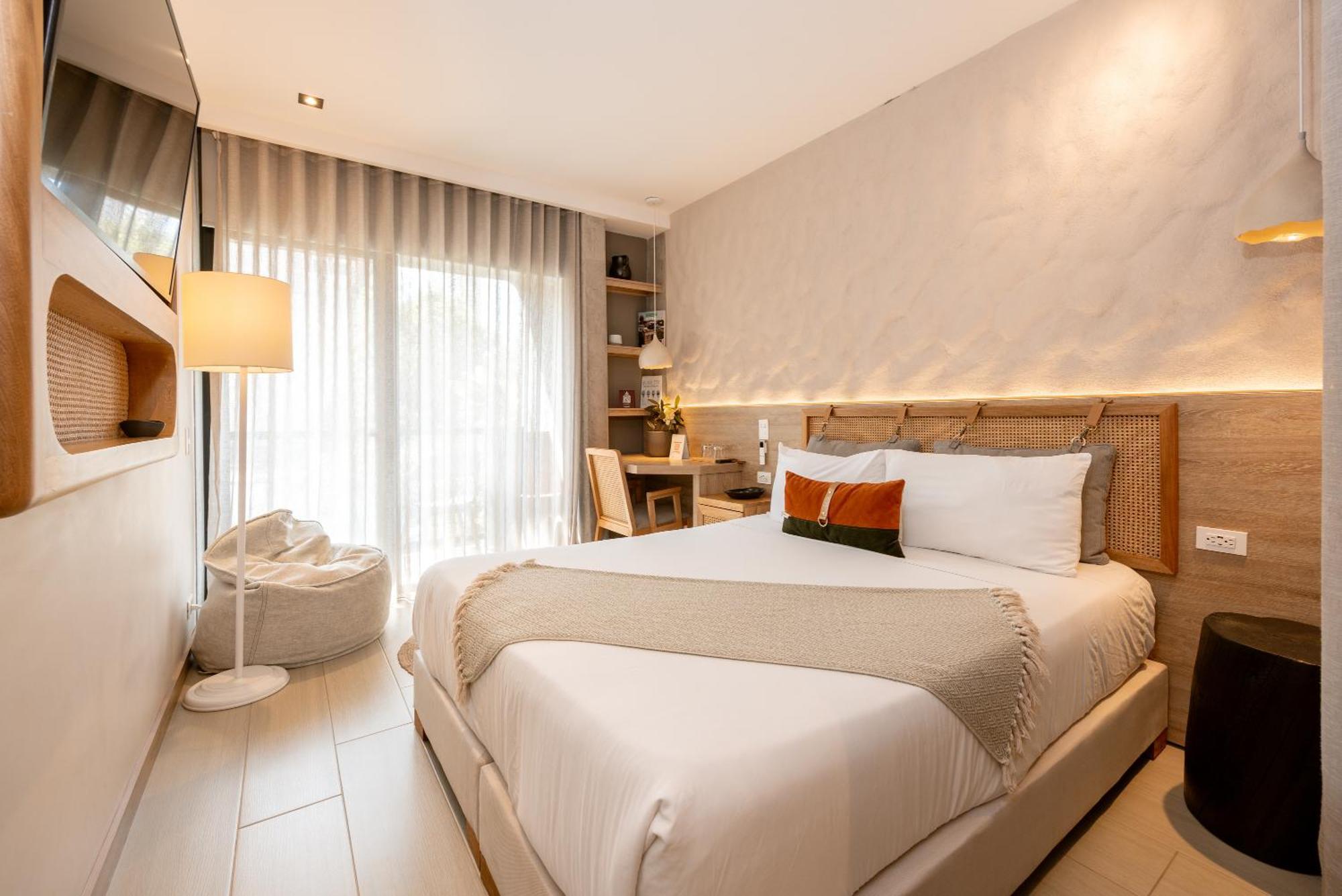 Queen Room