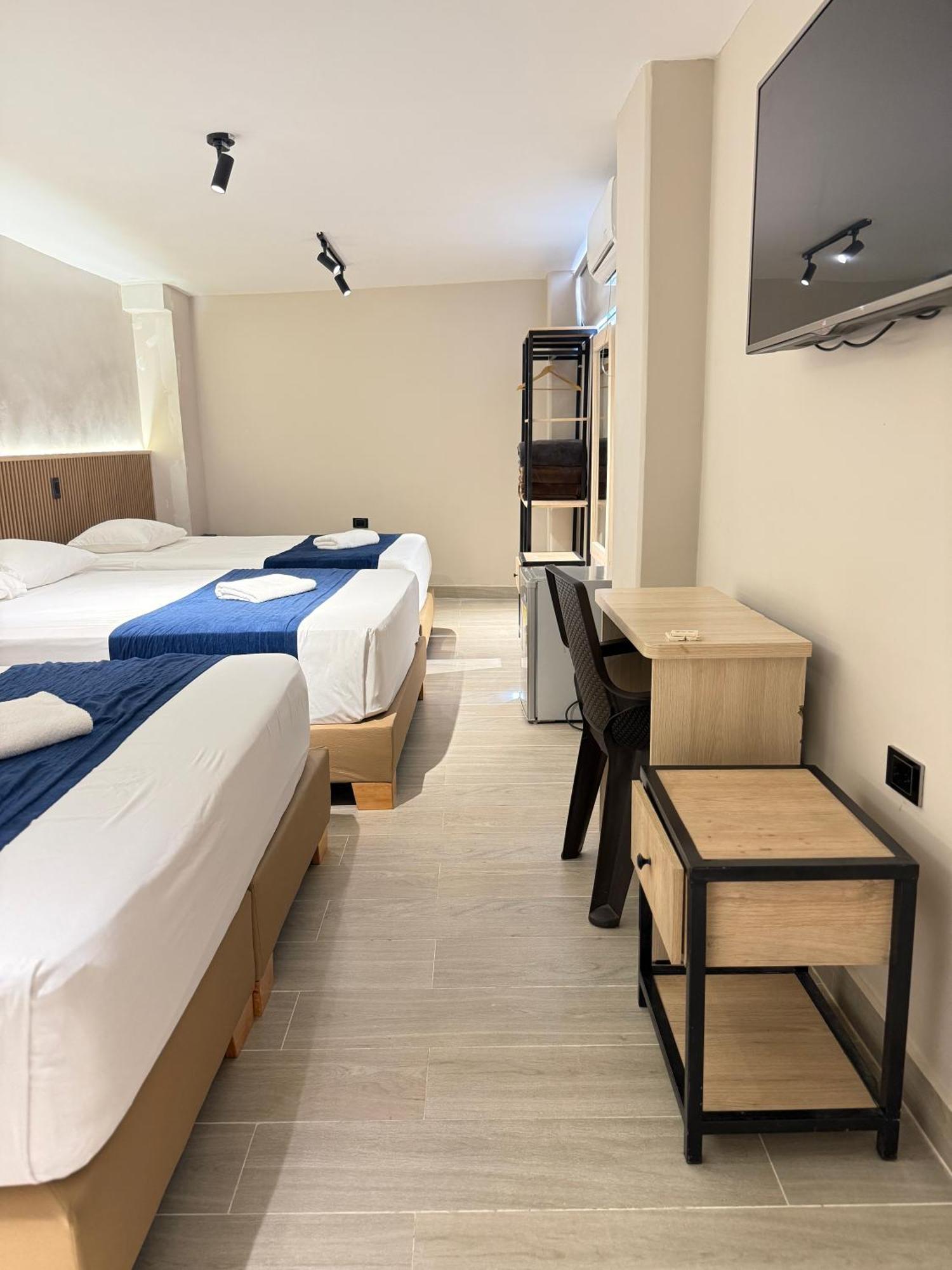 Deluxe Suite