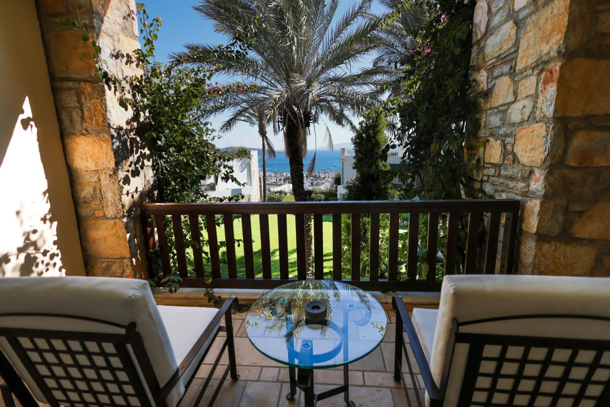 Garden Sea Suite
