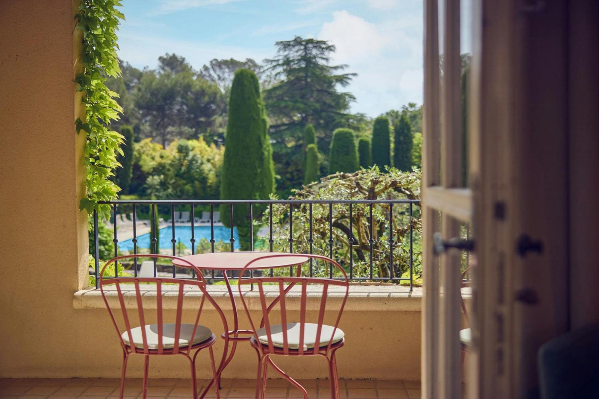 Superior Twin Room Balcony Garden View,1676730343:JPEG