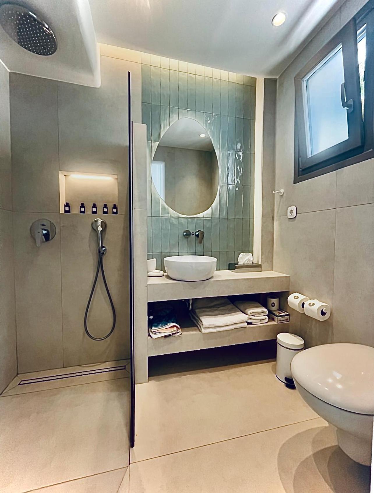 Ocean View Junior Suite Heated Private Infinity Pool Glass Wall