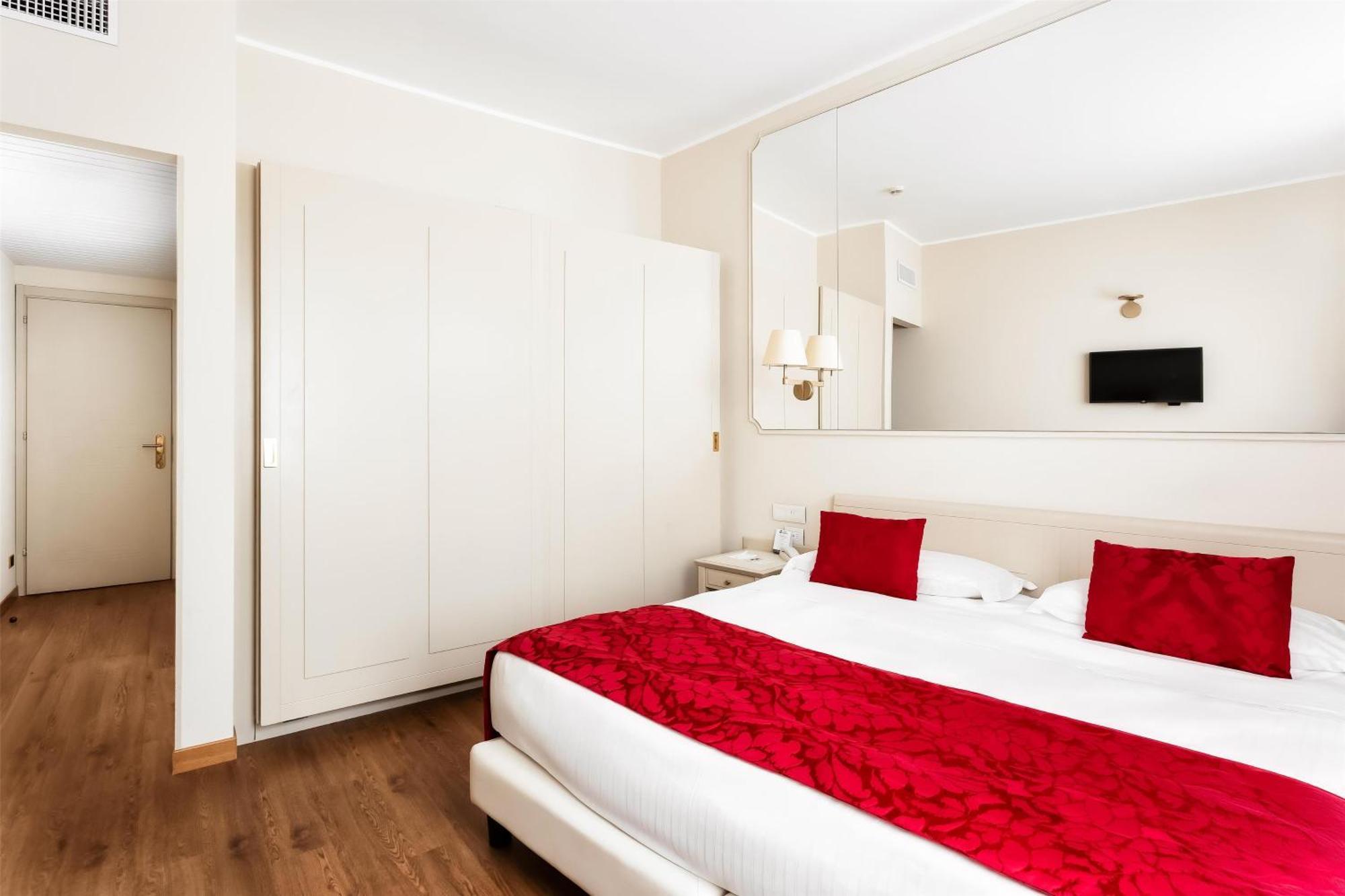 Comfort Double or Twin Room