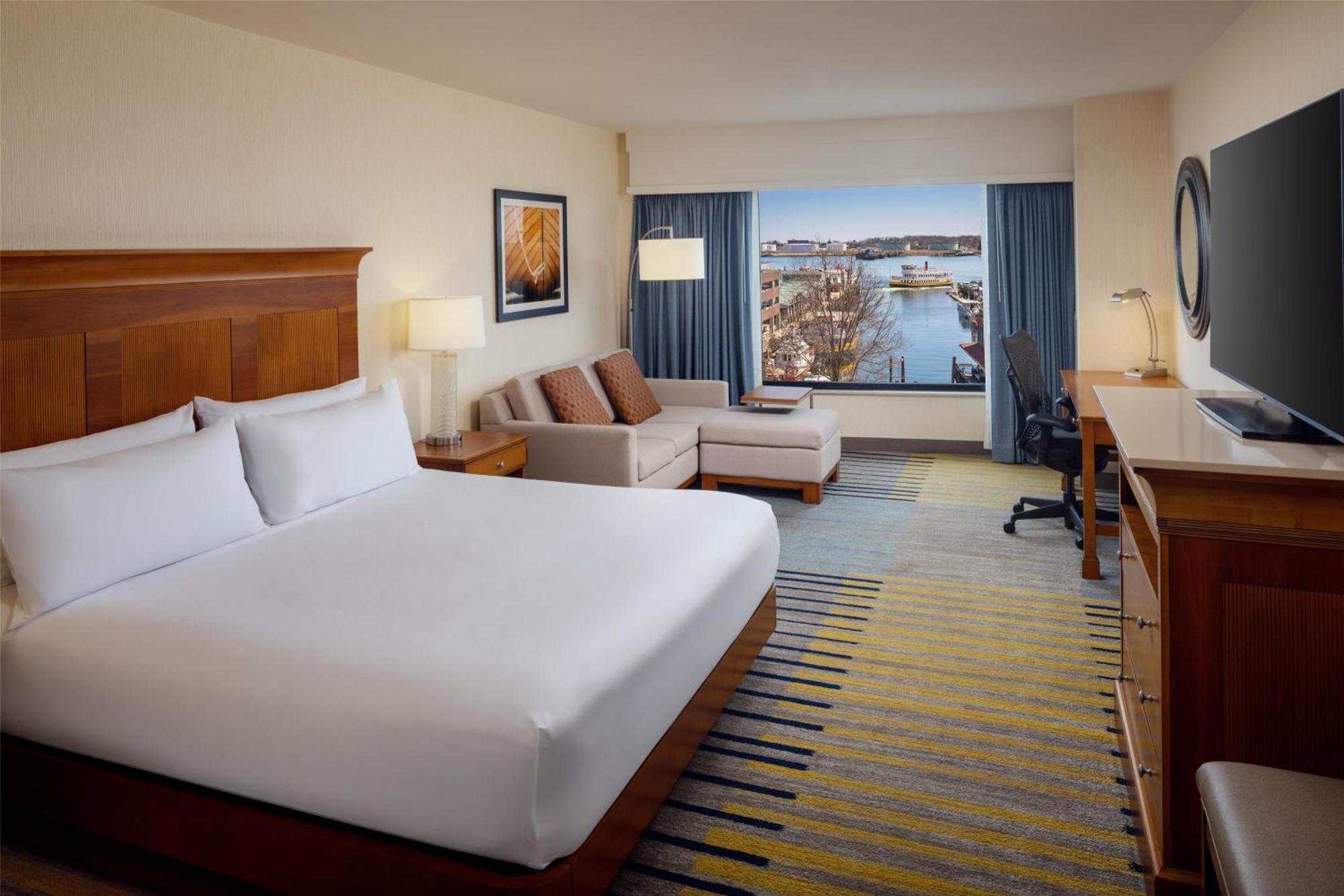 King Room View Sofa Bed