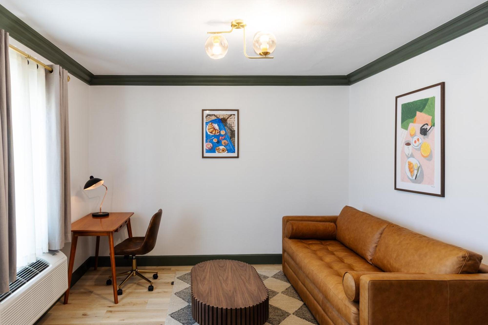Hygge Courtyard Suite