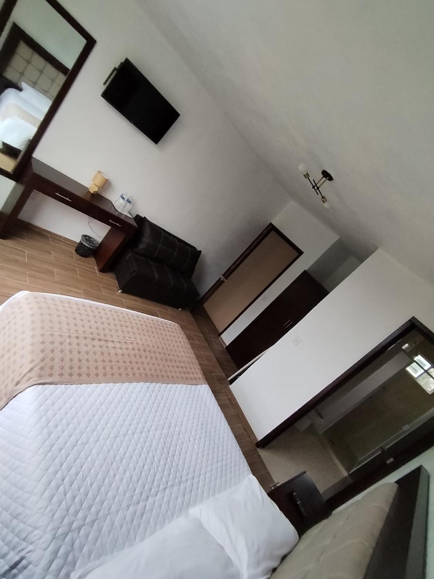 Double Room Private Bathroom