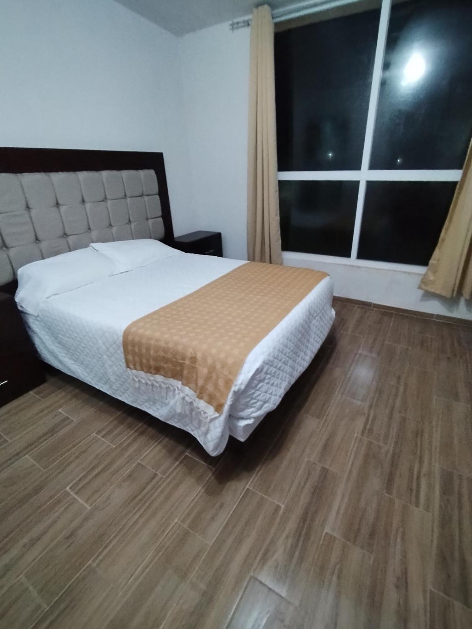 Double Room Private Bathroom