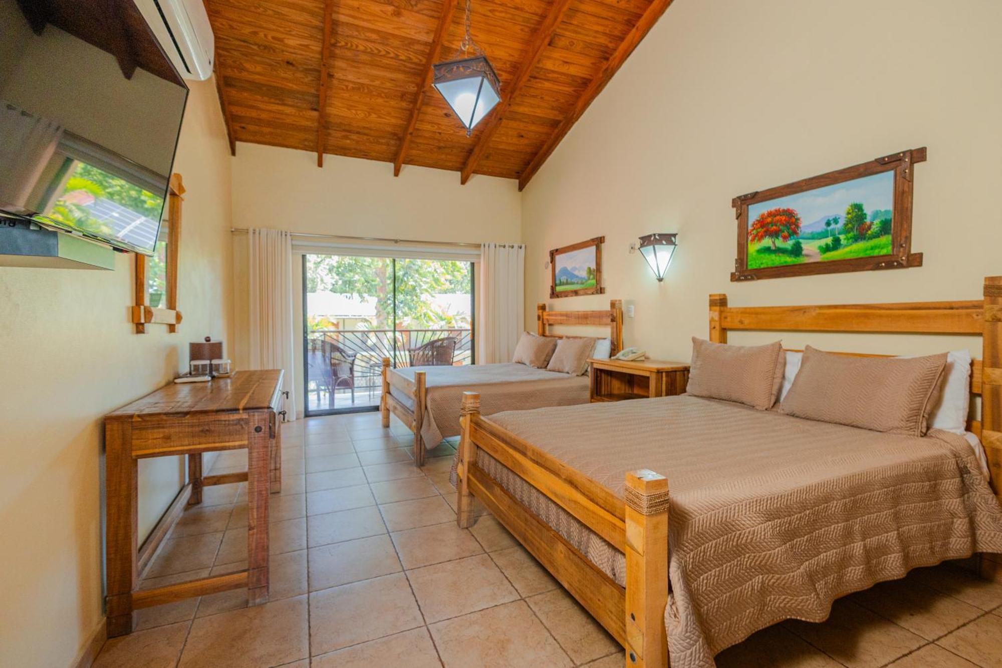 Deluxe Double Room Balcony 2 Beds