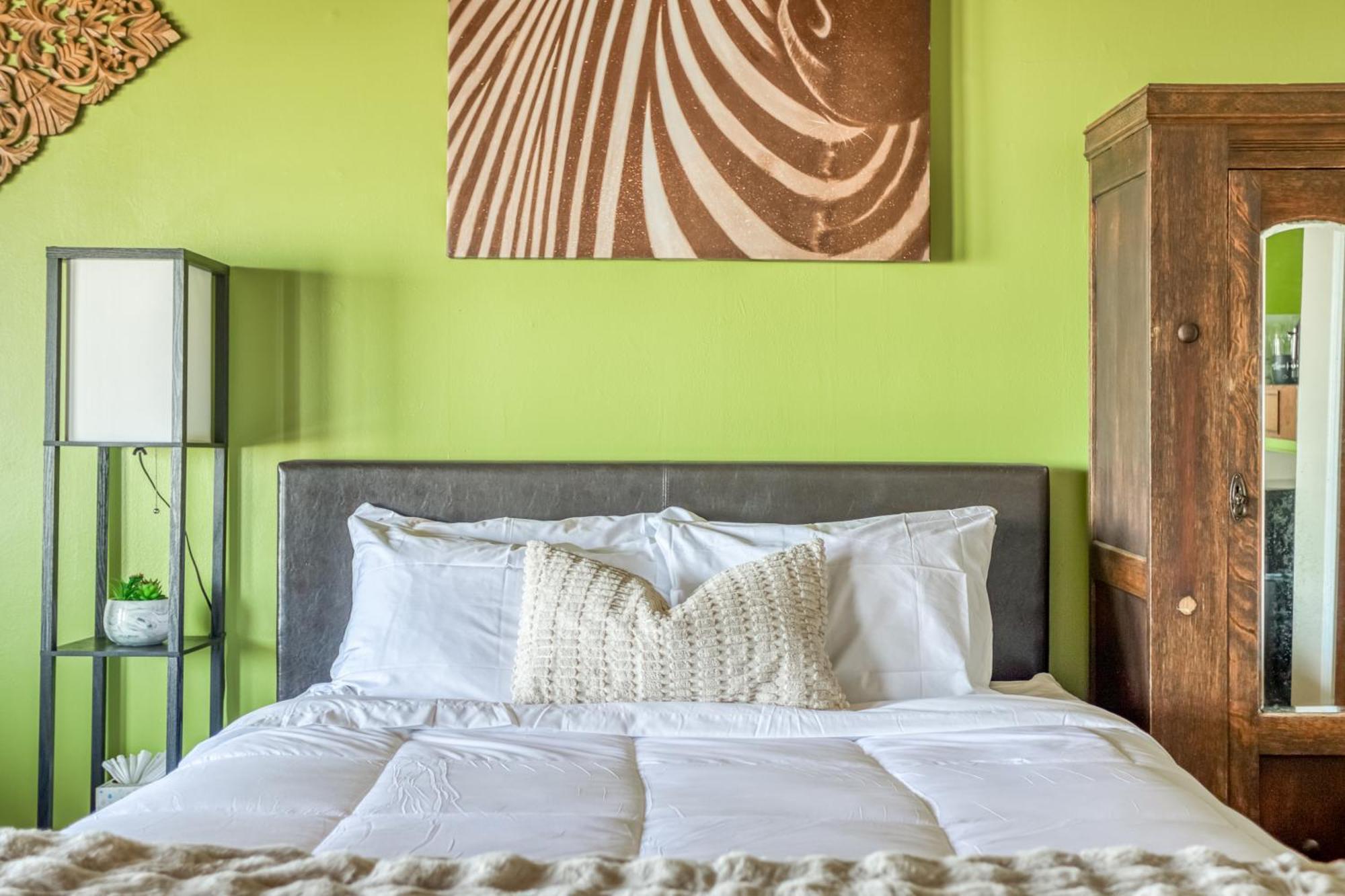 Safari Queen Room