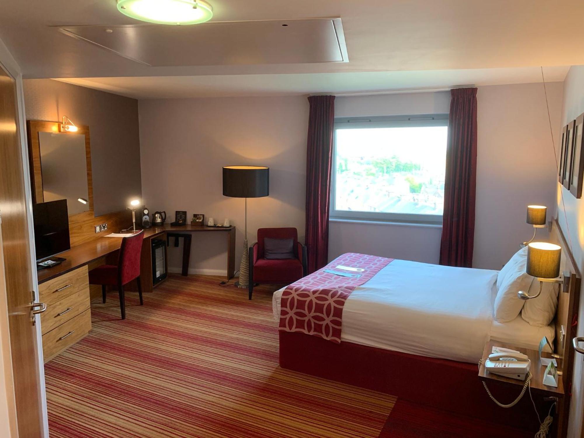 Premium King Room