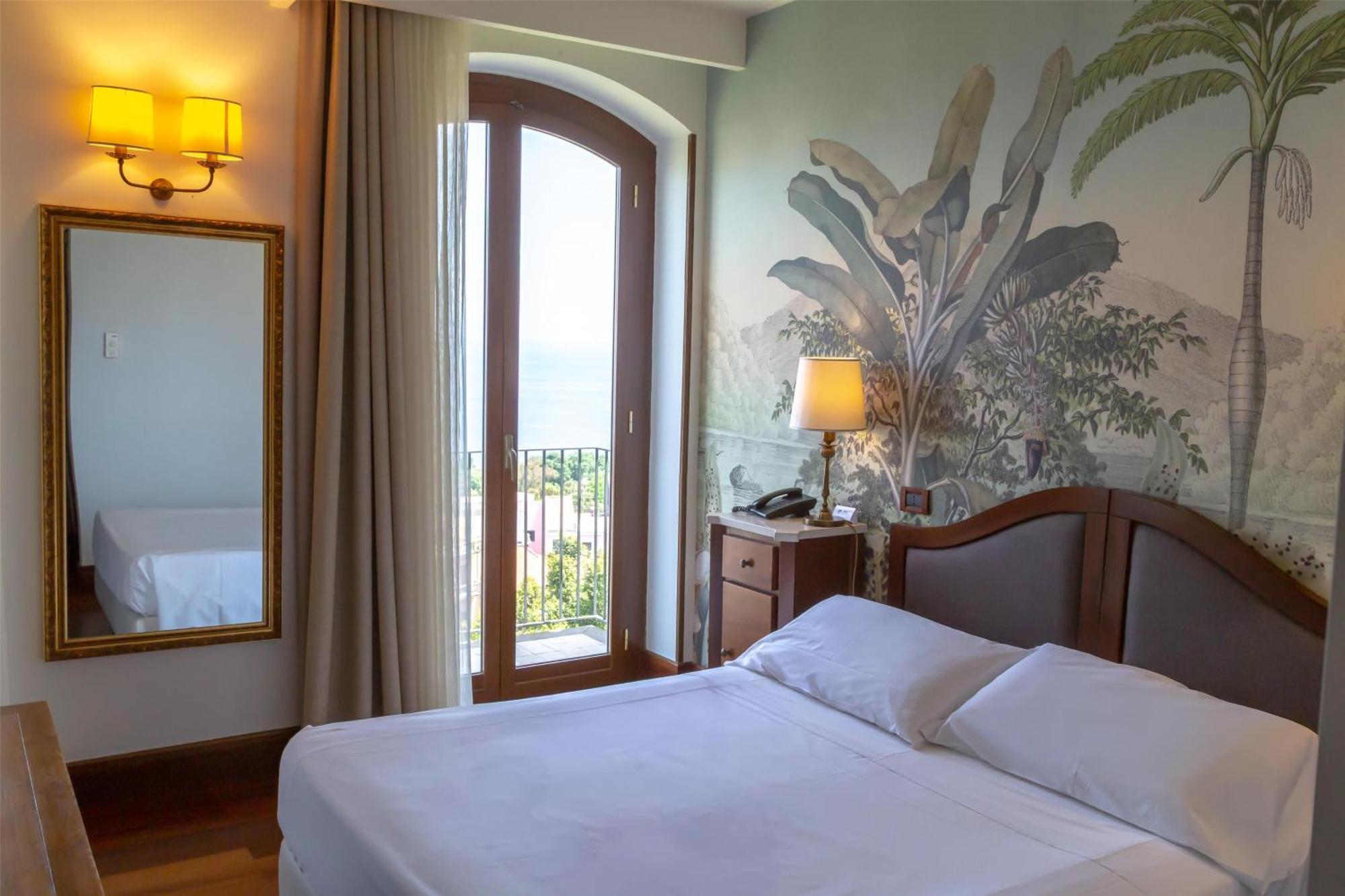Junior Suite whirlpool