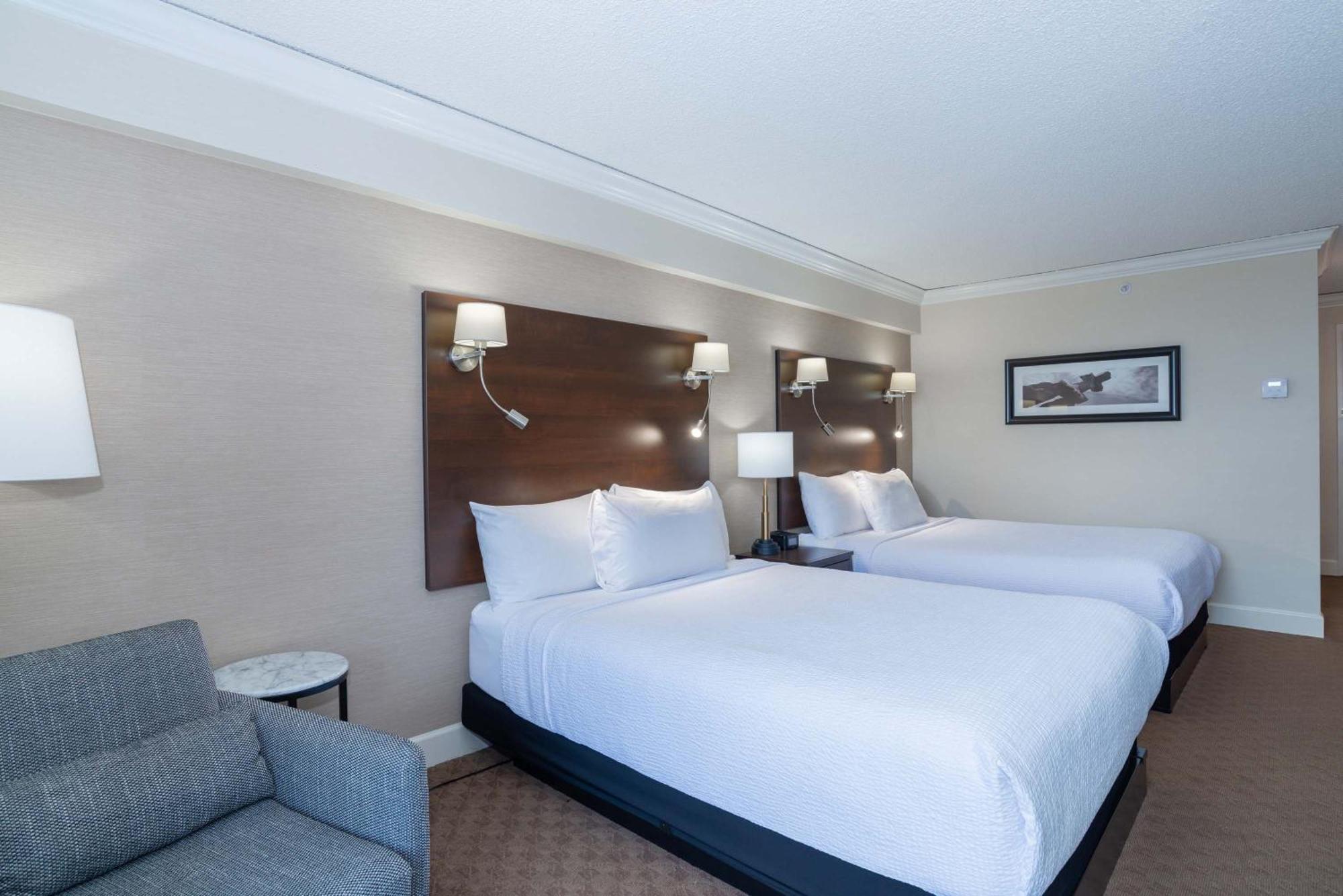 Standard Room 2 Queen Beds Columbia Tower